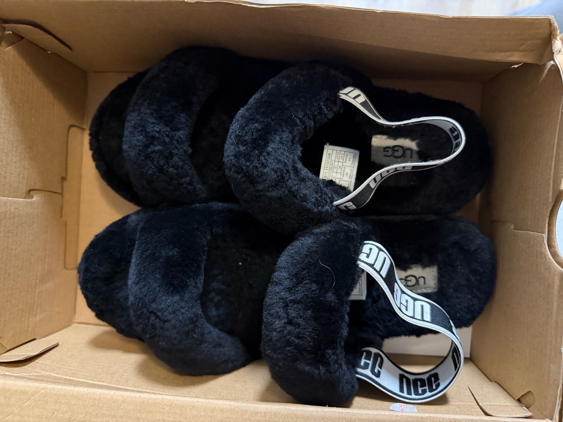UGG Oh Yeah Slides Size 38 Black Sheepskin Logo Strap Slippers 5