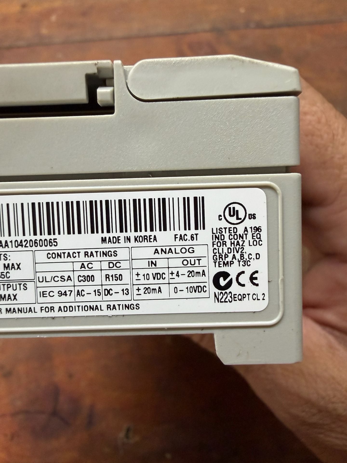Allen-Bradley MicroLogix 1000 1761-L20BWB-5A PLC Controller 4