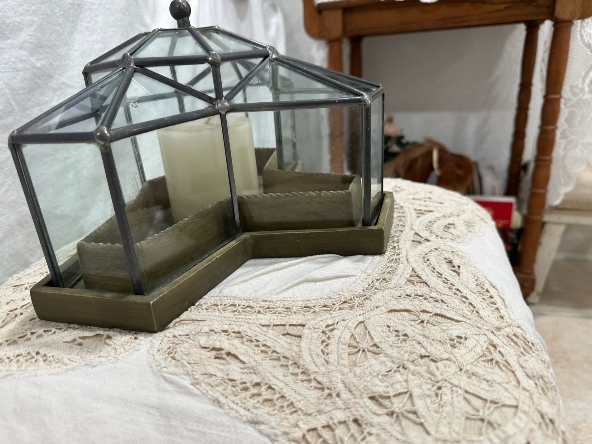 Hen Feathers Historical Replica Leaded Glass Terrarium 3