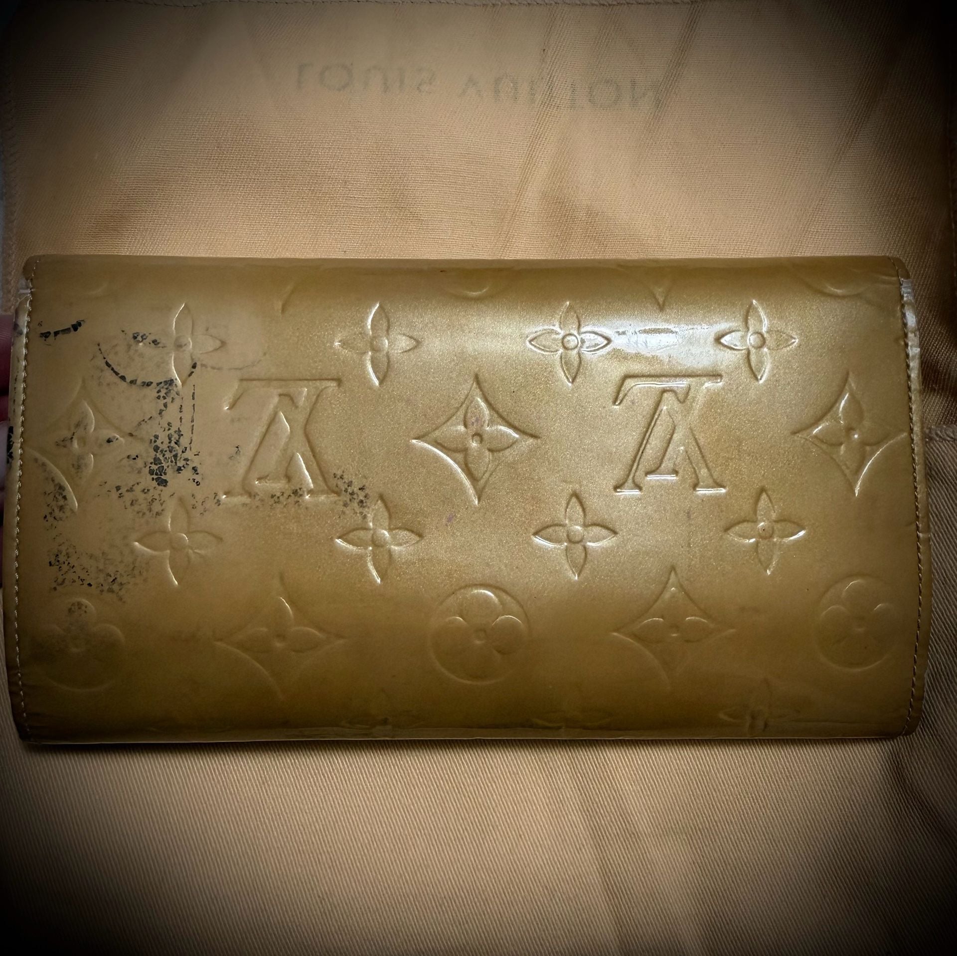 Louis Vuitton Monogram Vernis Trifold Long Wallet Beige 2