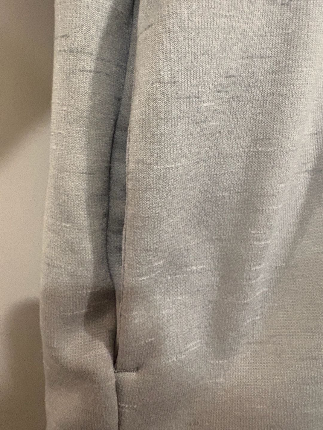 Under Armour Women’s XL Armour Fleece Full Zip Hoodie Gray Athletic Pockets 9