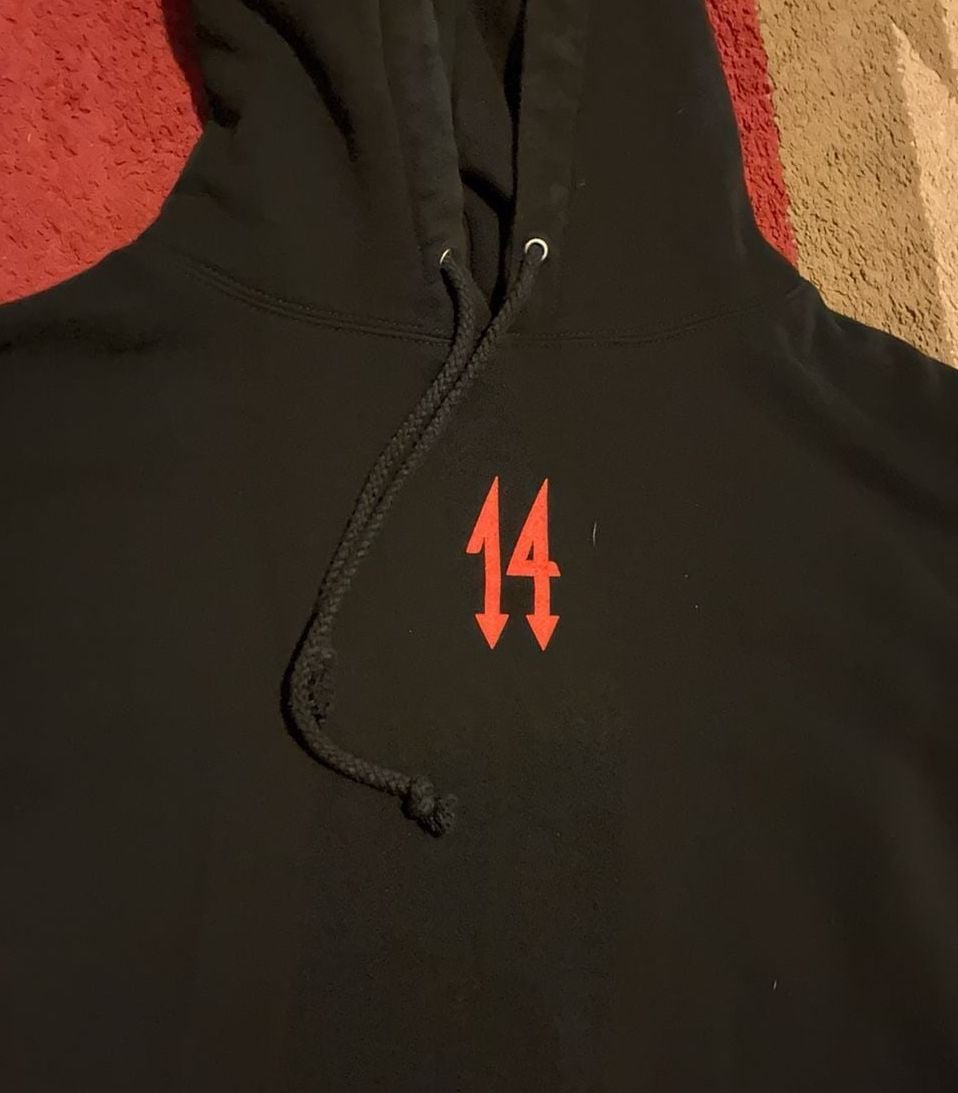 Product thumbnail 4