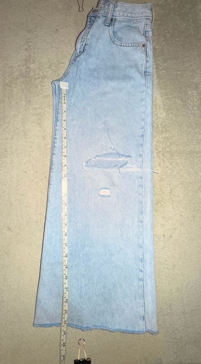 Old Navy Super Baggy Wide Leg Jeans Size 16 Distressed Light Wash Y2K Aesthetic 7