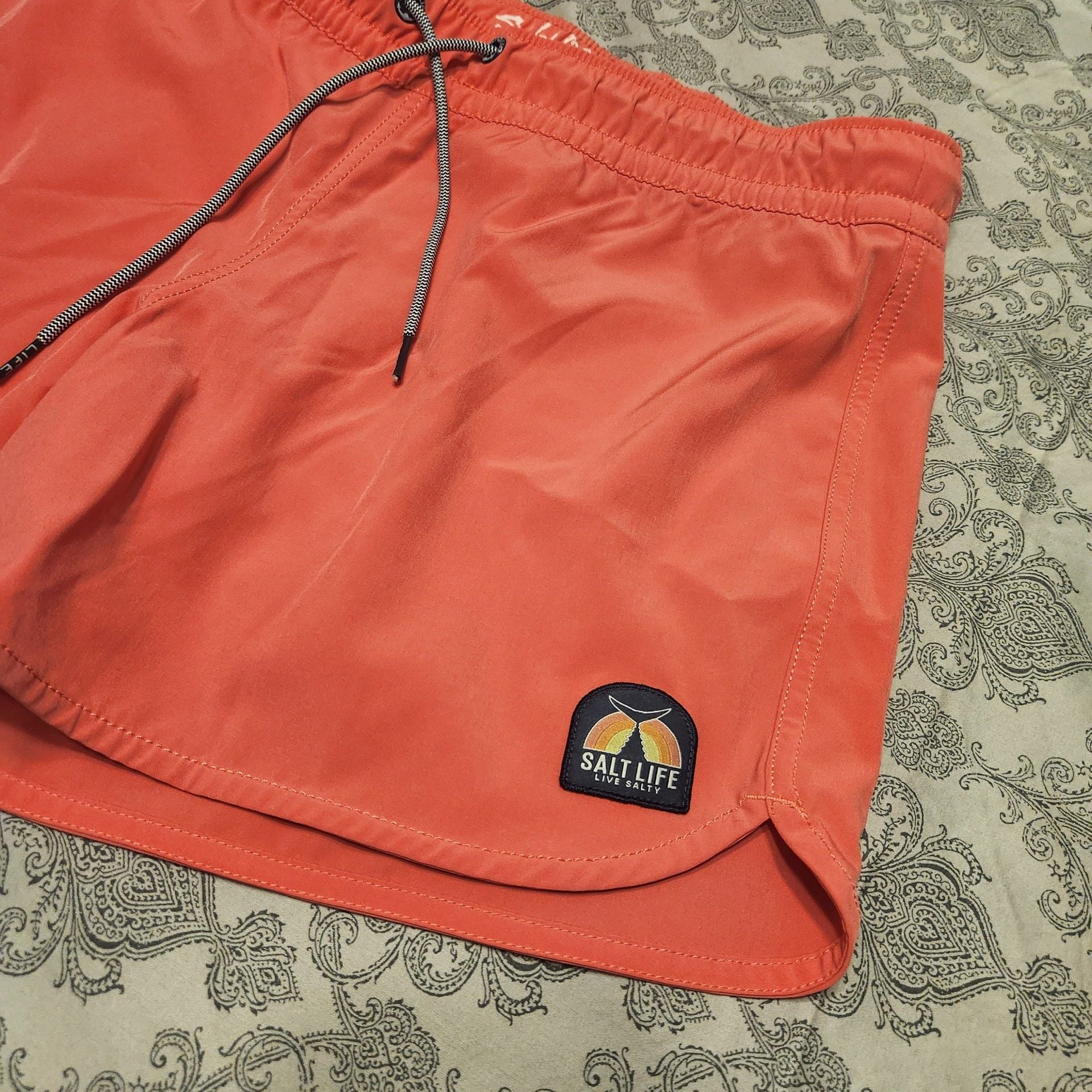 Salt Life Good Daze Volley Shorts Size Med Coral Pink 4