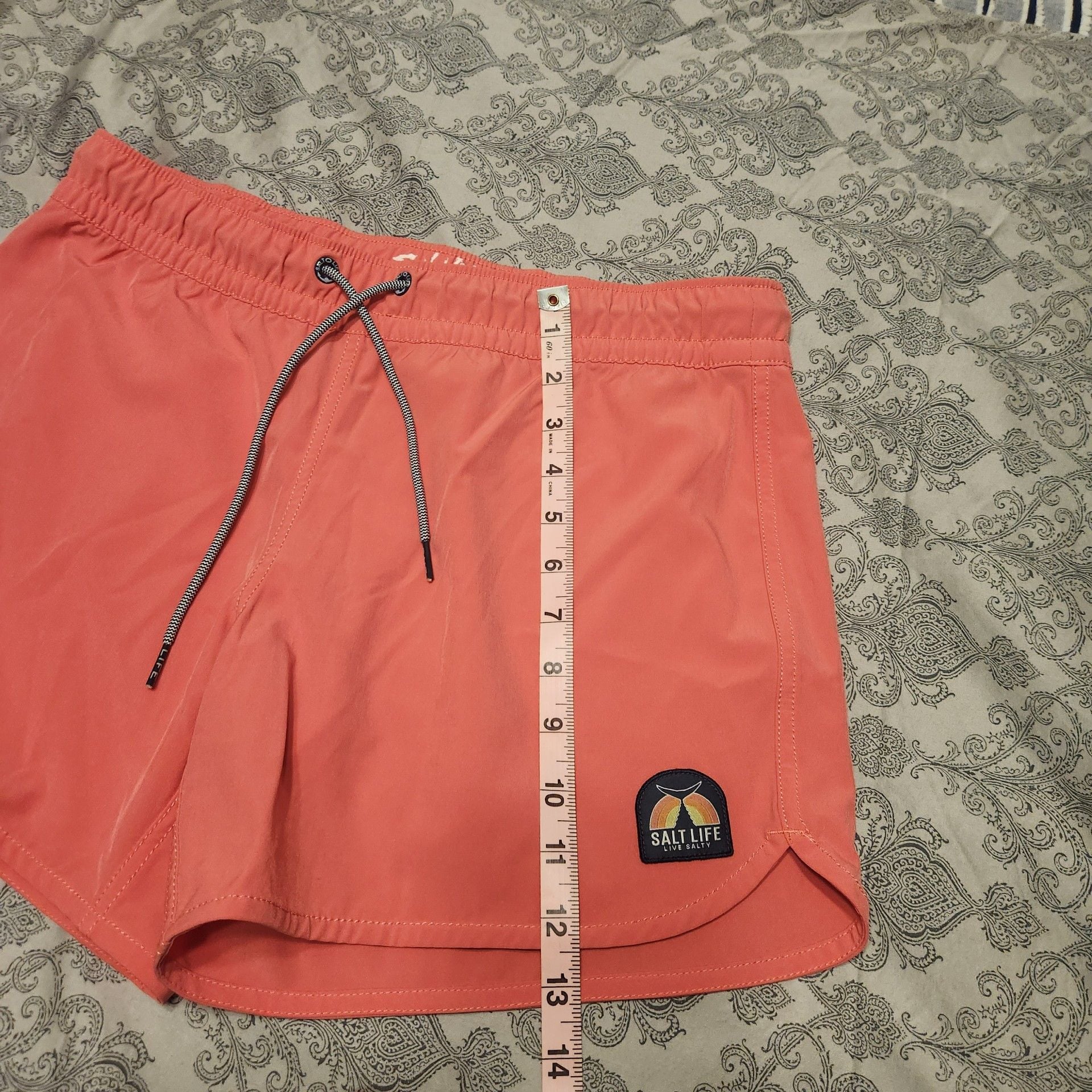 Salt Life Good Daze Volley Shorts Size Med Coral Pink 6