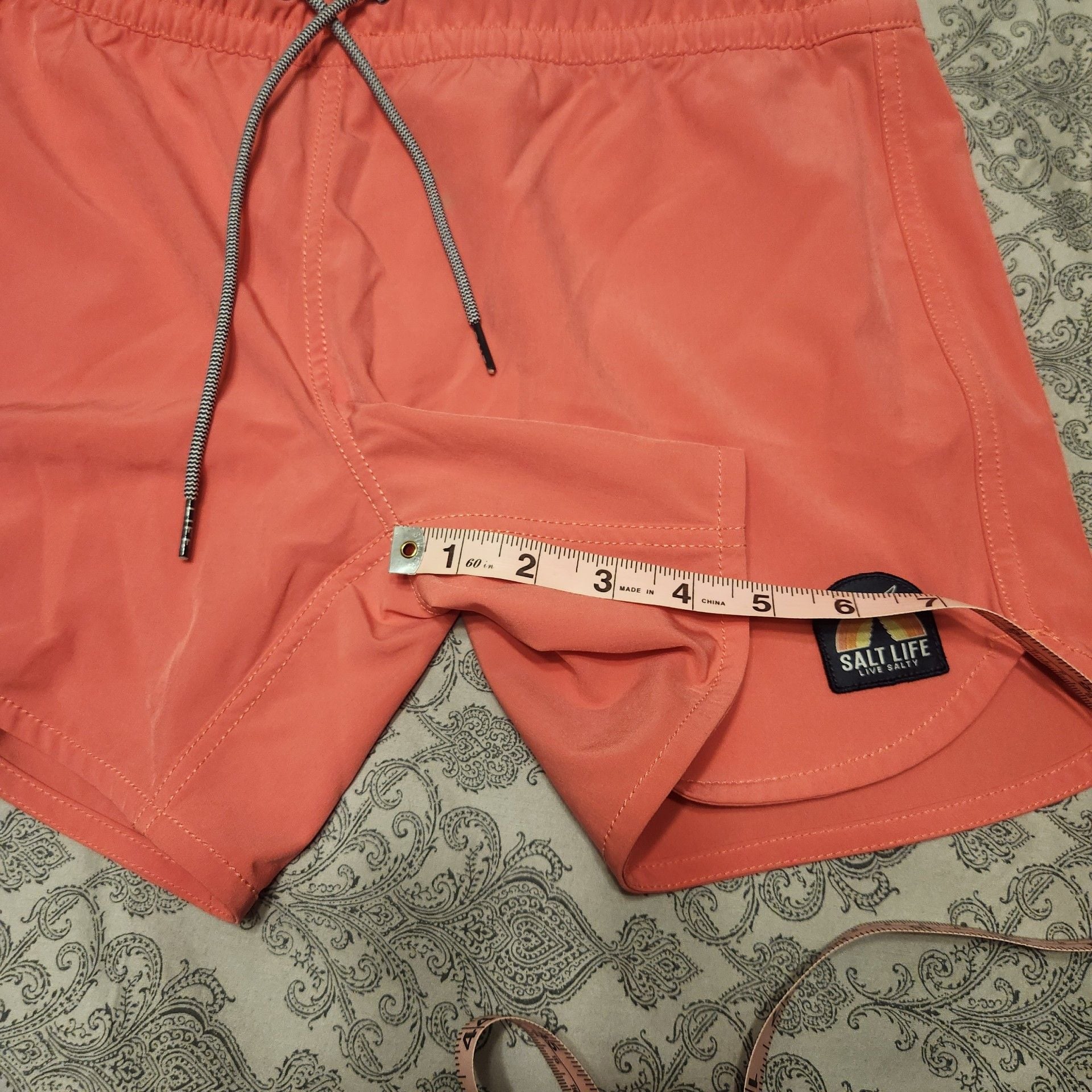 Salt Life Good Daze Volley Shorts Size Med Coral Pink 7