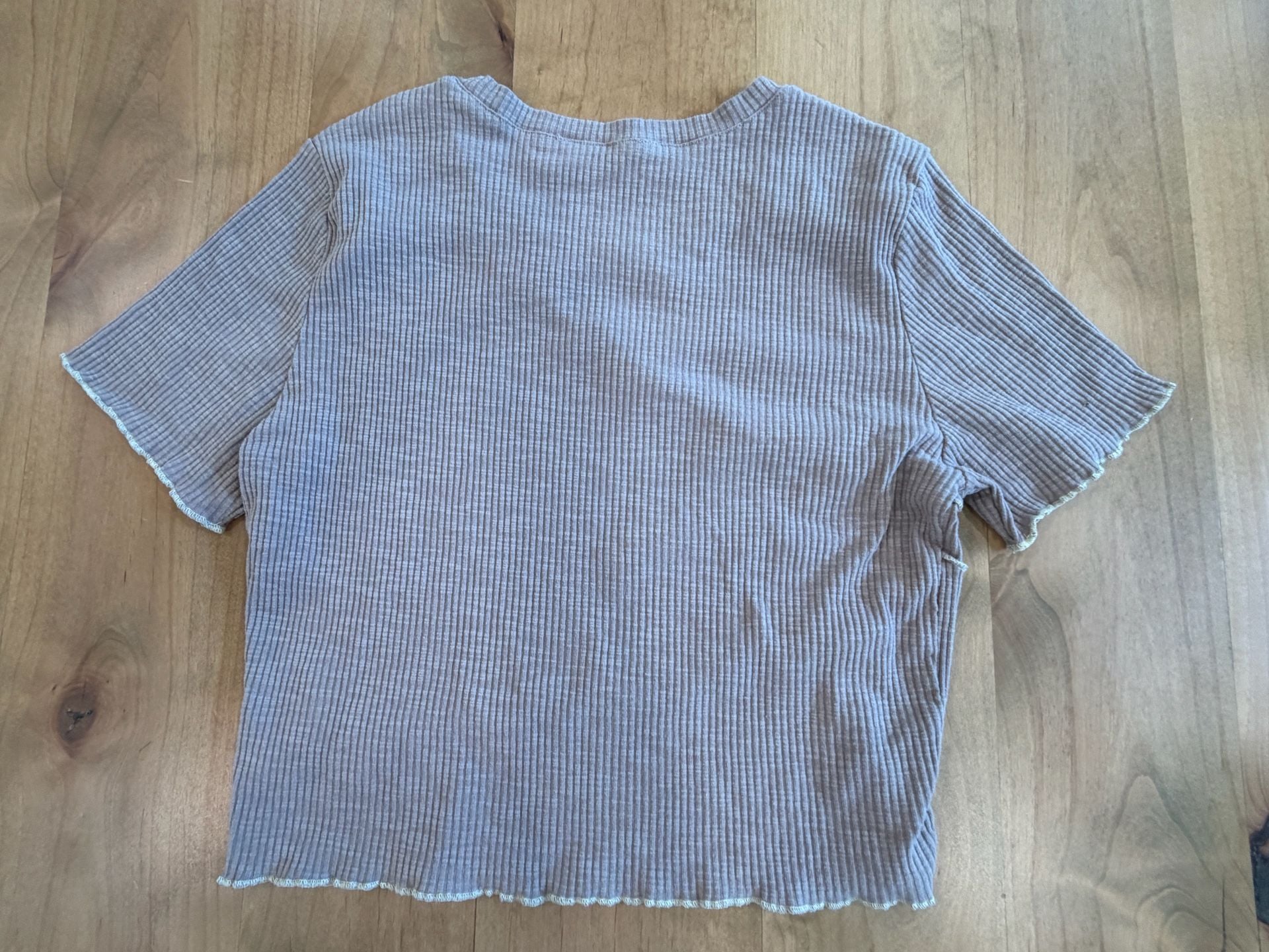 New In Short Sleeve Ribbed Lettuce Trim Top Size L Grey 4
