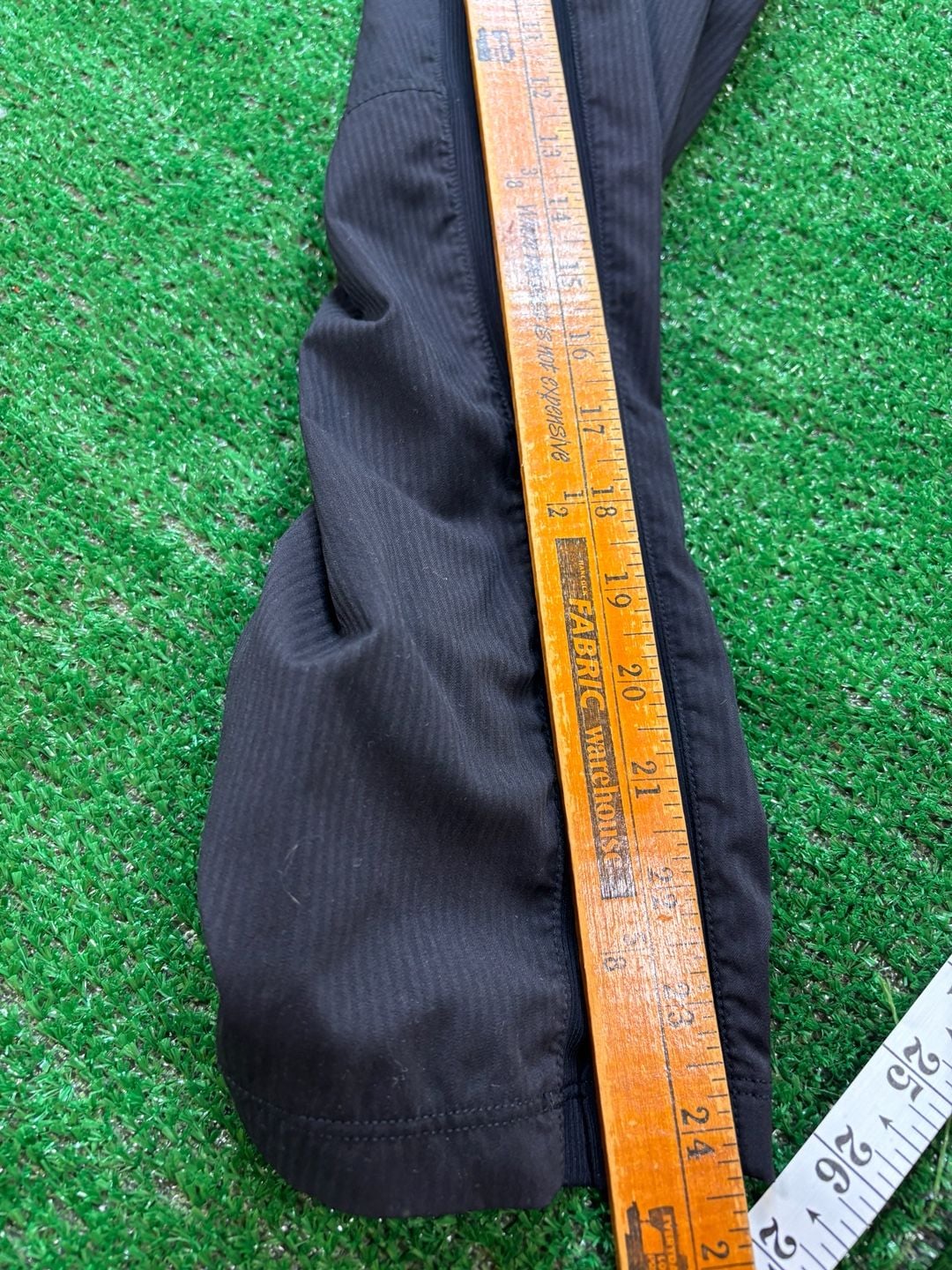 Lululemon Beyond The Studio Pant Size 8 Black Pinstripe Joggers 17