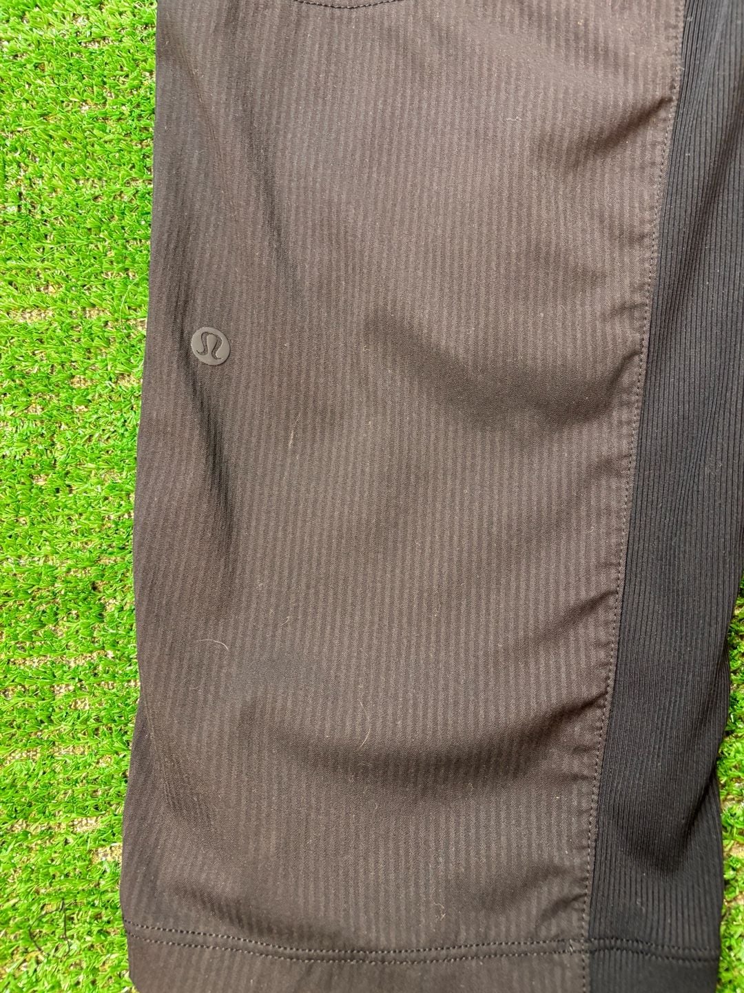 Lululemon Beyond The Studio Pant Size 8 Black Pinstripe Joggers 18