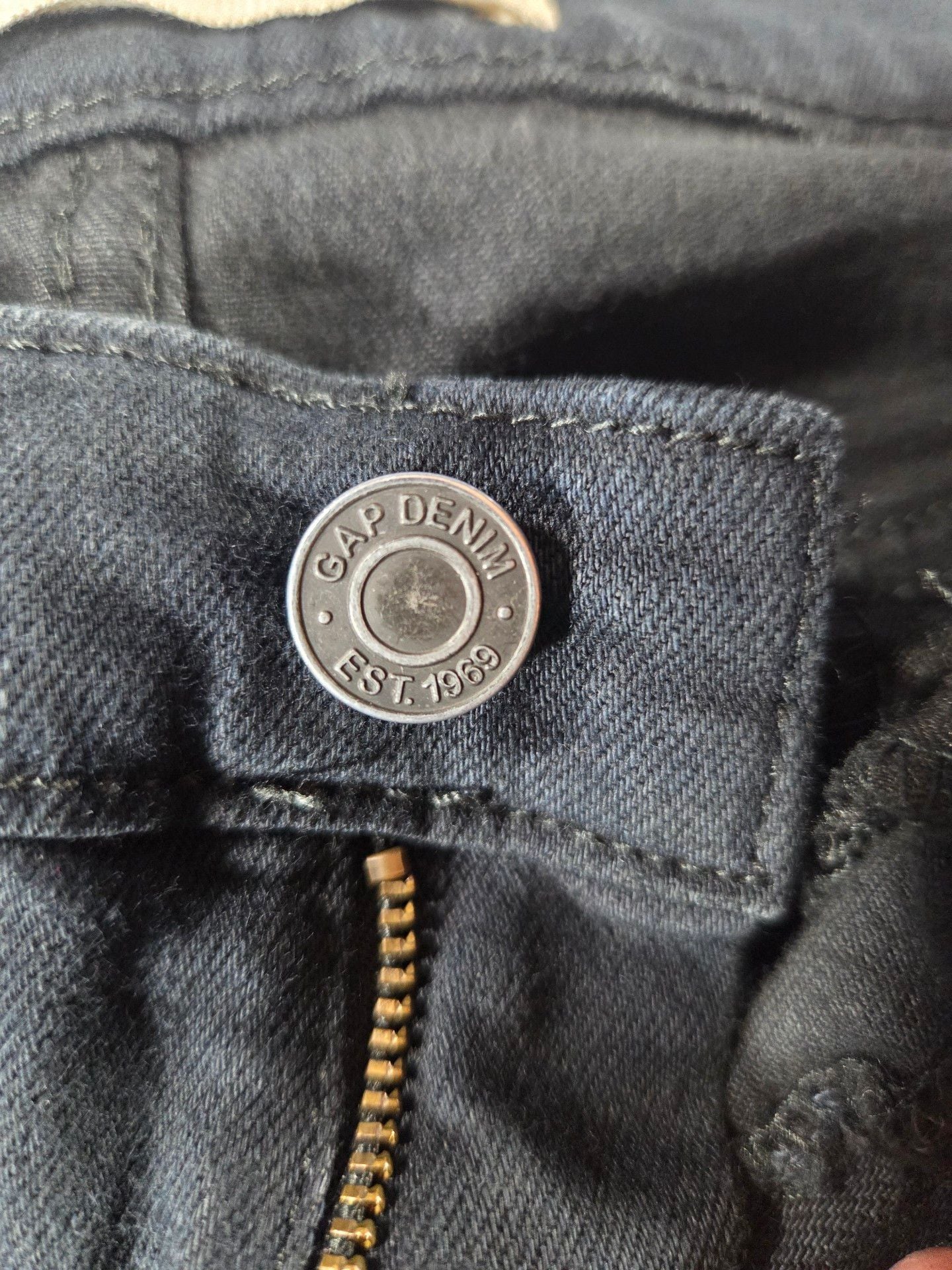Gap 1969 Best Girlfriend Jeans Size 28 Black Denim 7