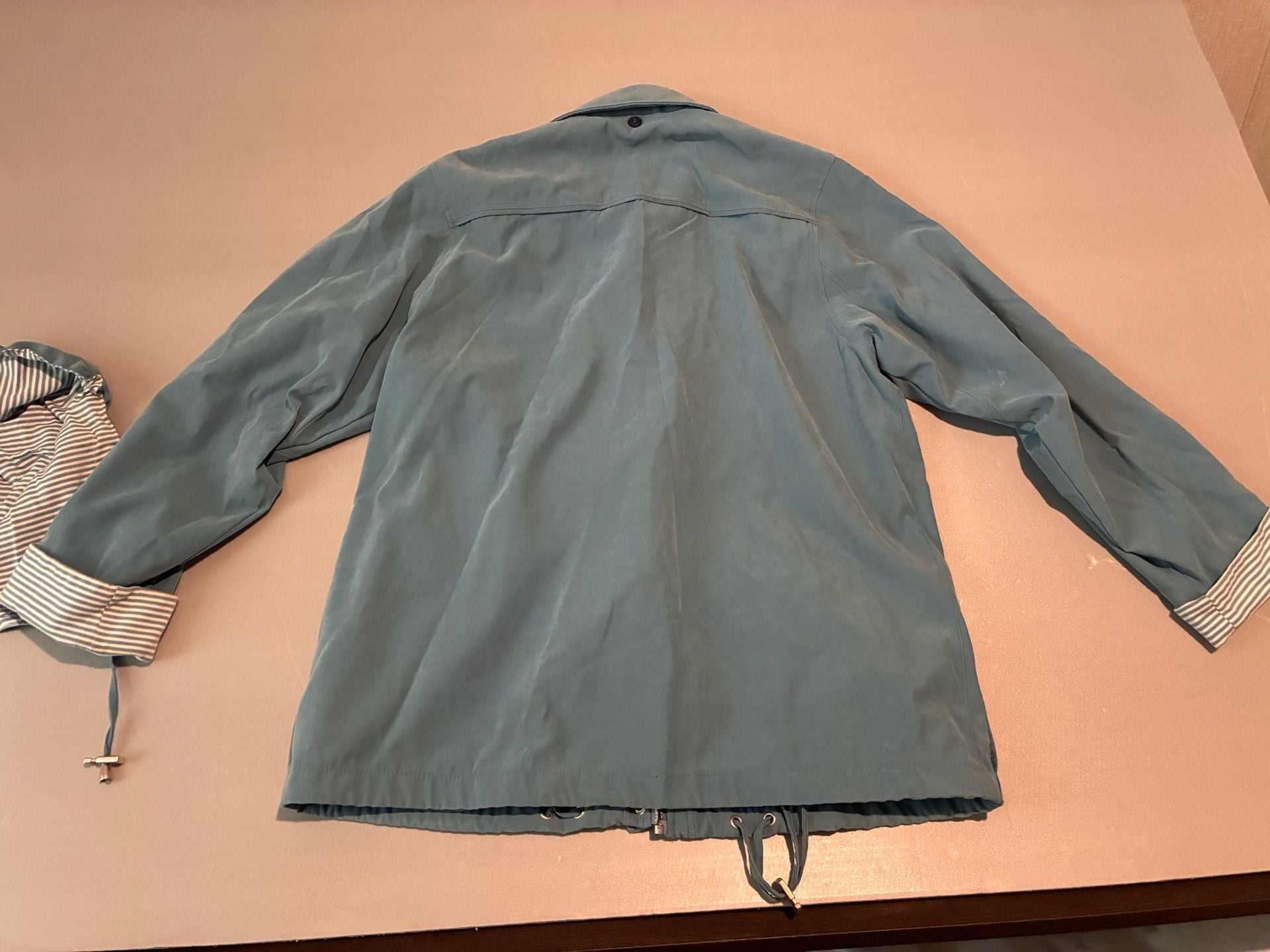 1 Madison Jacket Size Medium Blue Striped Hooded Windbreaker 10