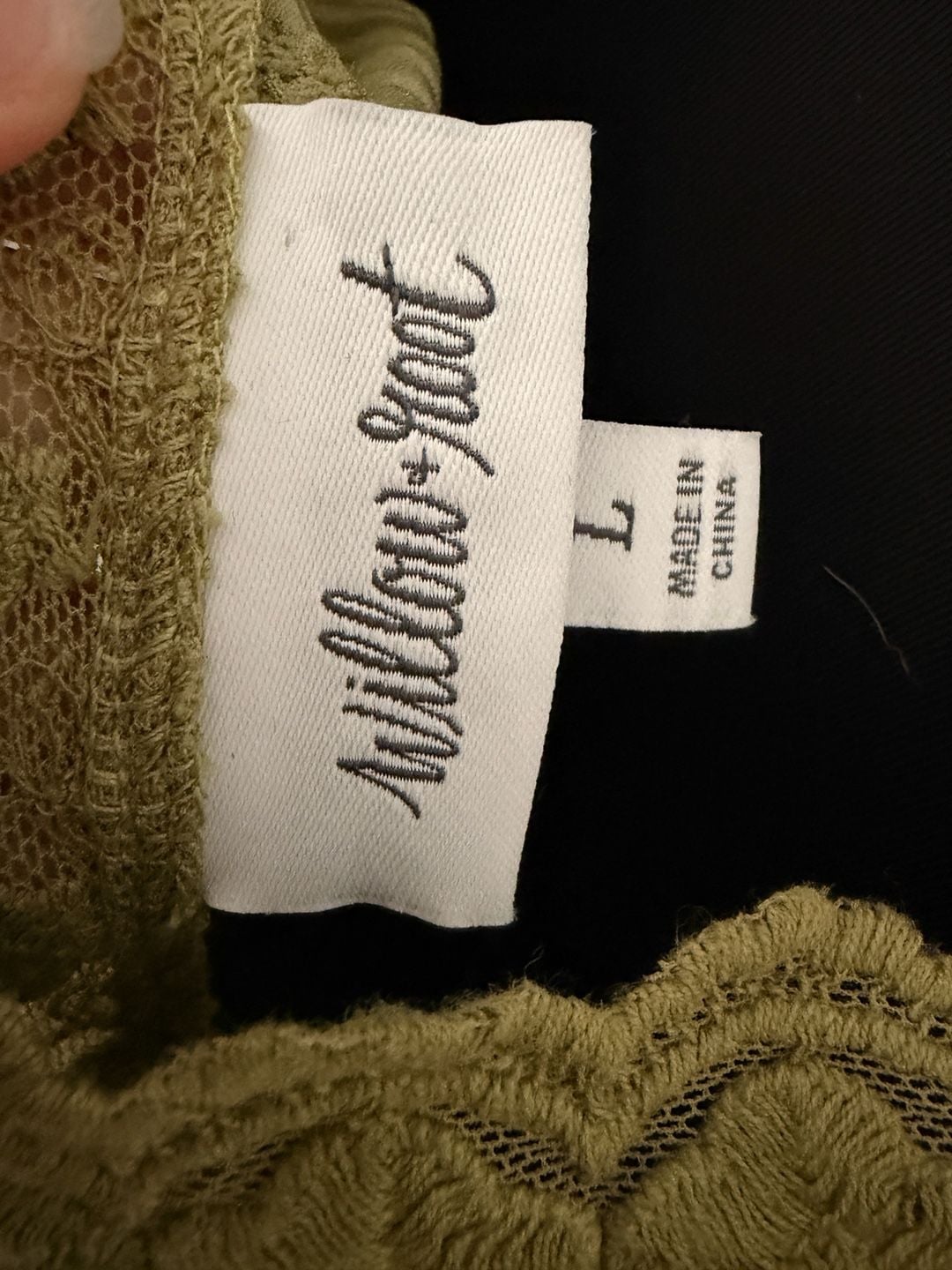 Willow & Root Top Size L Olive Green Lace 4