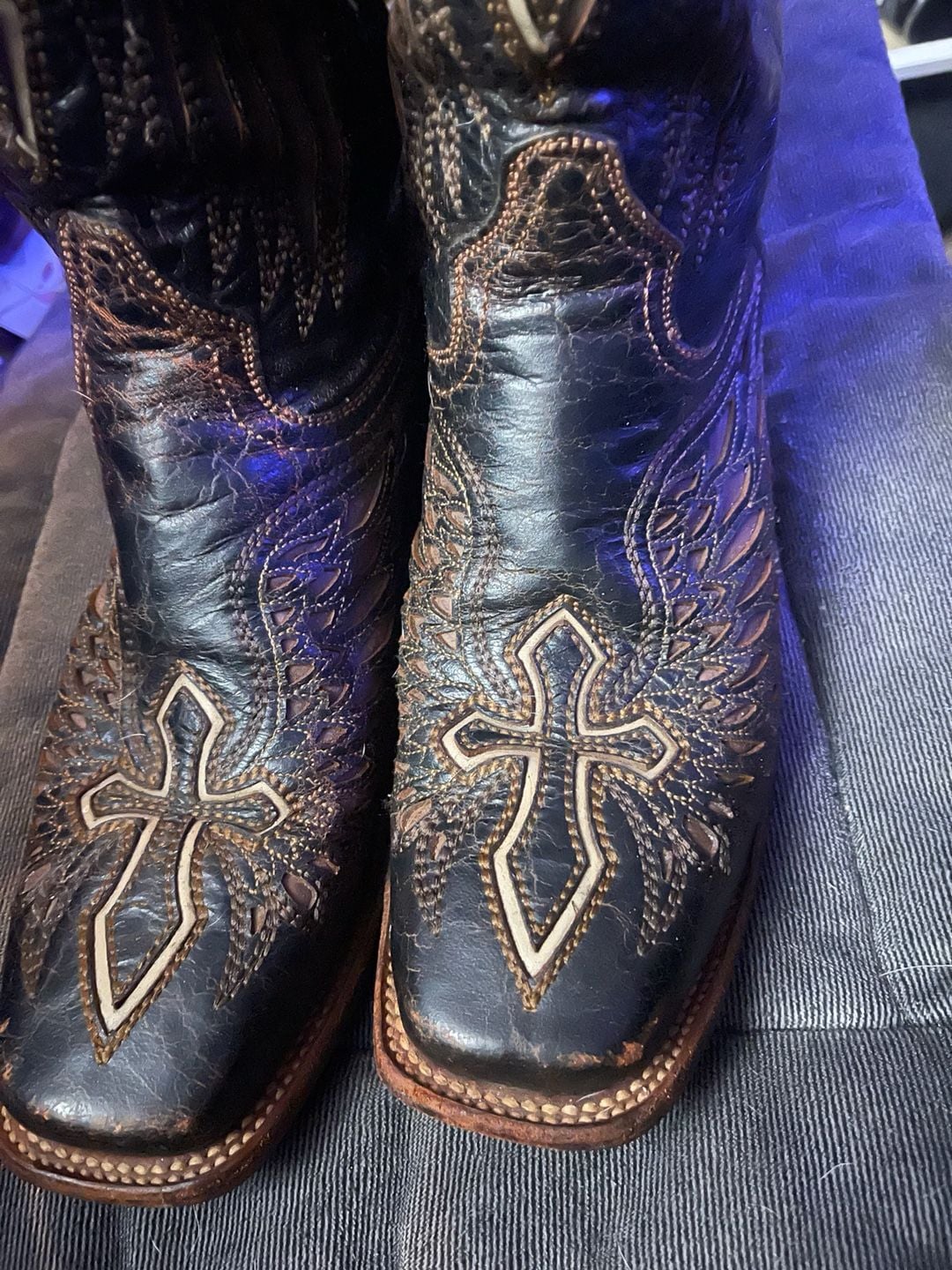 Corral Ladies Black/Gold/Silver Wing and Cross Boot - , 5