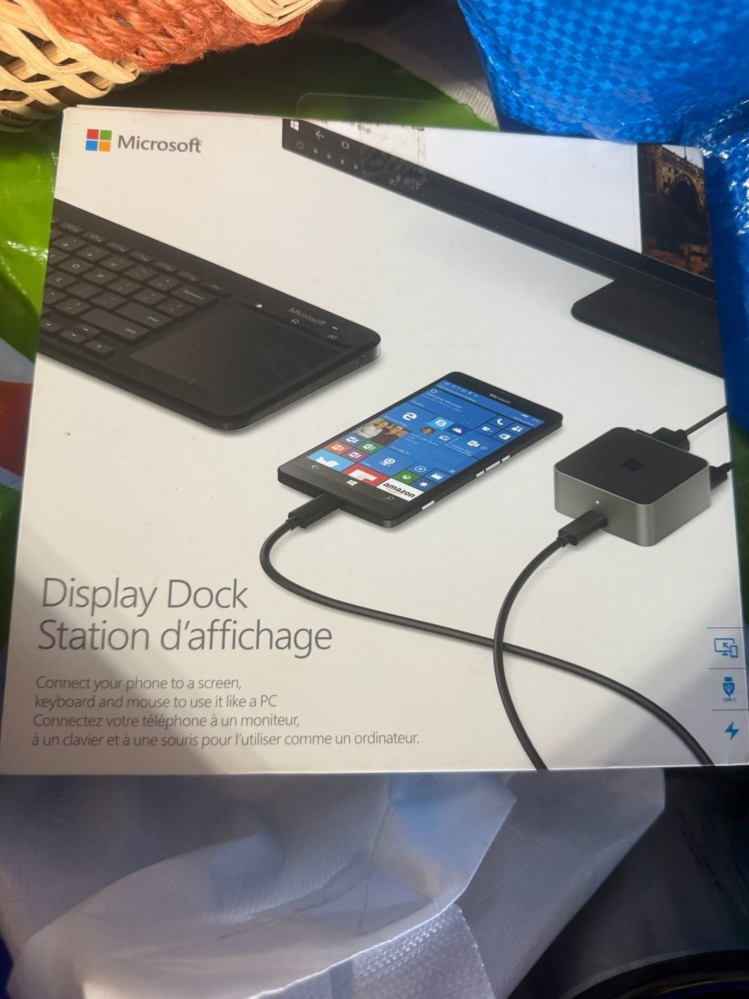 Microsoft HD-500 Display Dock Station For Lumia 950 2
