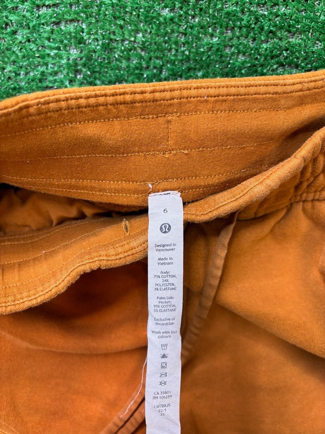 Lululemon Loungeful Short Size 6 Brown Fleece Cotton Drawstring 4