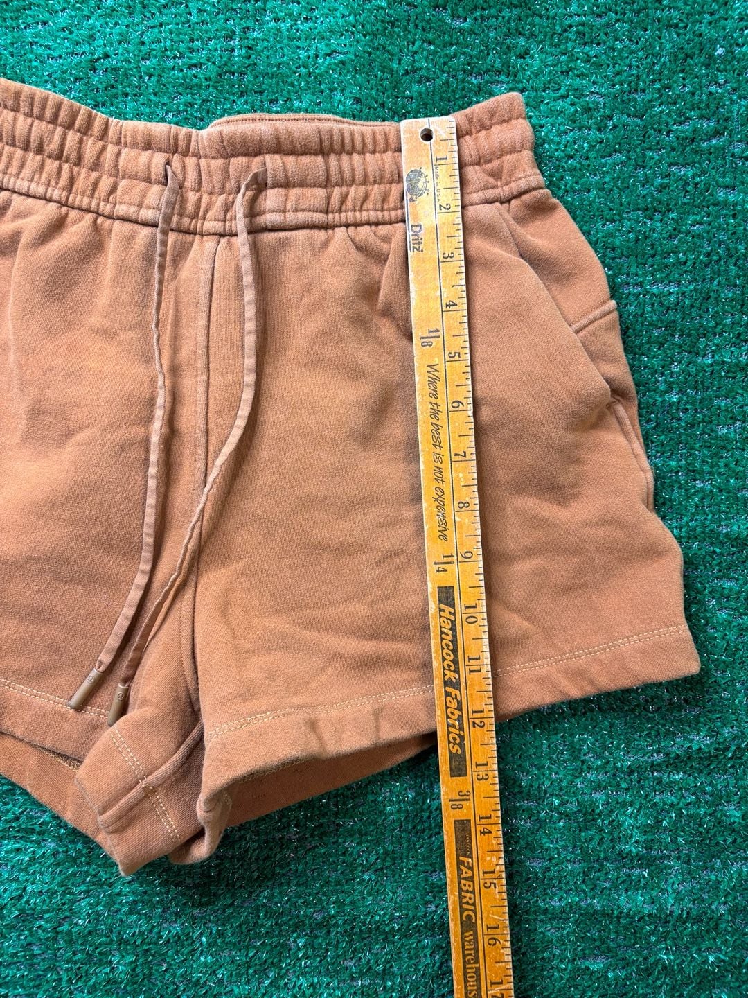 Lululemon Loungeful Short Size 6 Brown Fleece Cotton Drawstring 7