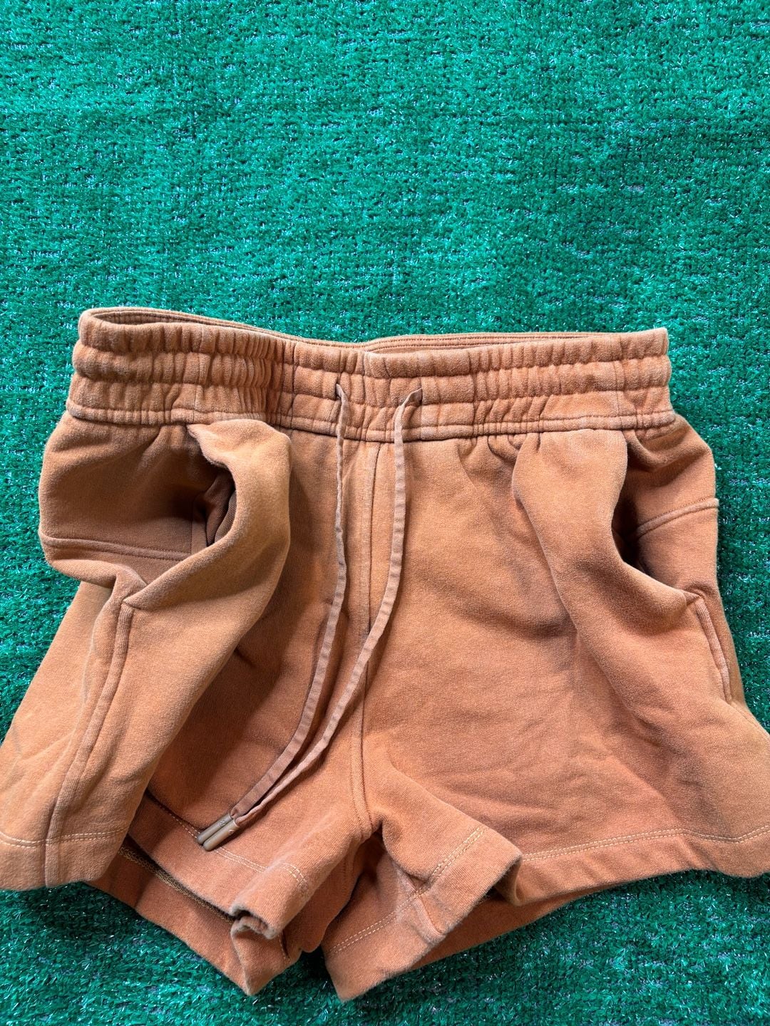 Lululemon Loungeful Short Size 6 Brown Fleece Cotton Drawstring 11
