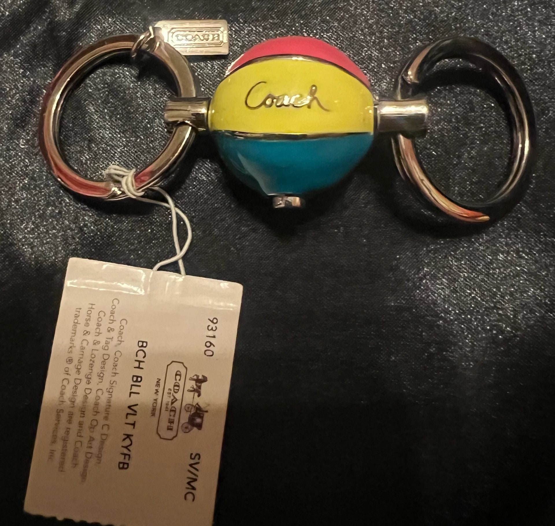 Coach Beach Ball Valet Keyring 2
