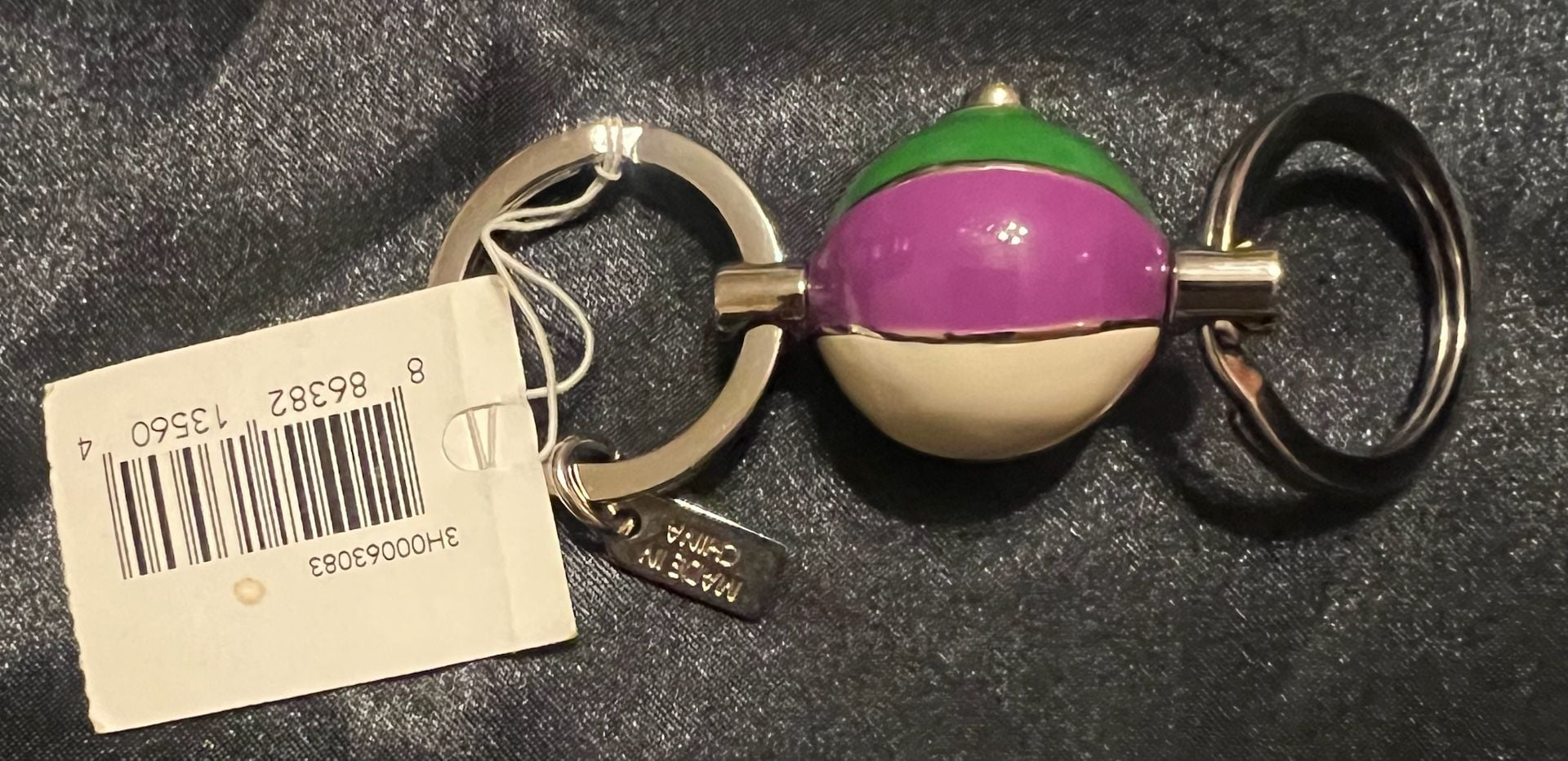 Coach Beach Ball Valet Keyring 3