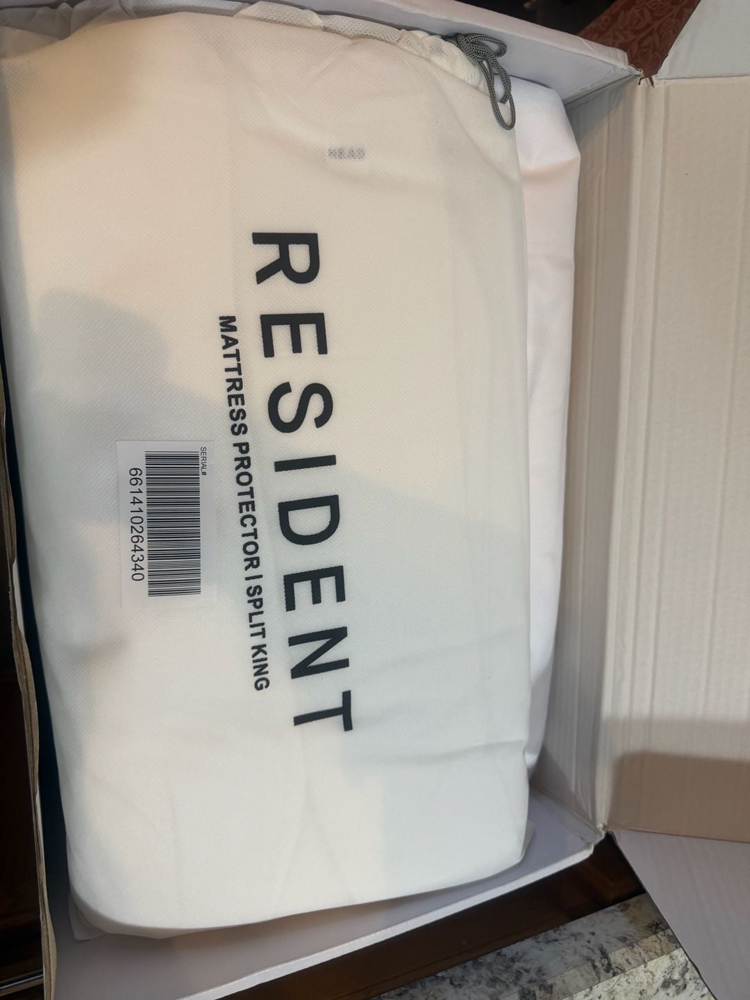 Resident Split King Bedding Bundle New 4