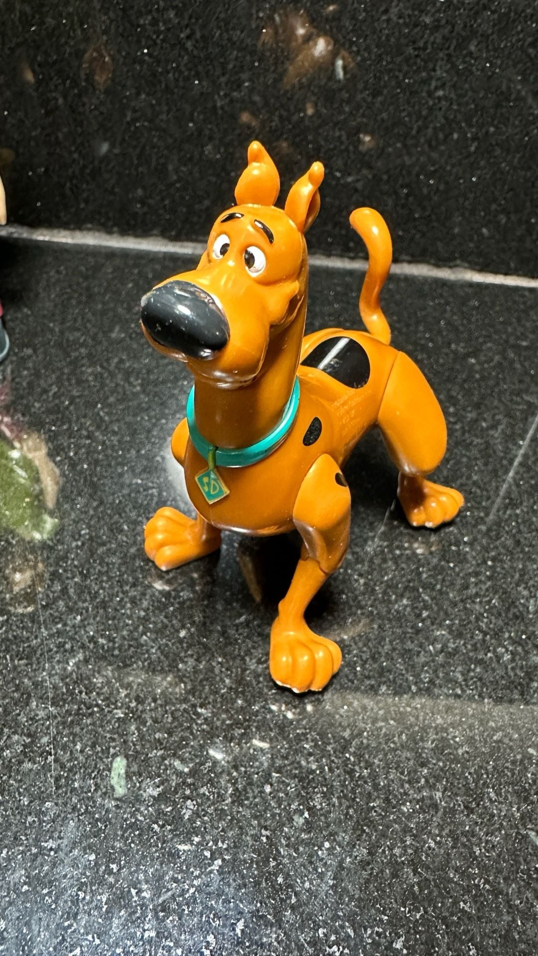Vintage Scooby-Doo Action Figures Mystery Gang Lot of 5 Hanna-Barbera 2001 2