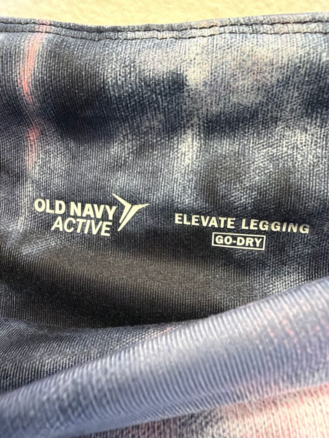 Old Navy Active Elevate Legging Size S Tie Dye 3