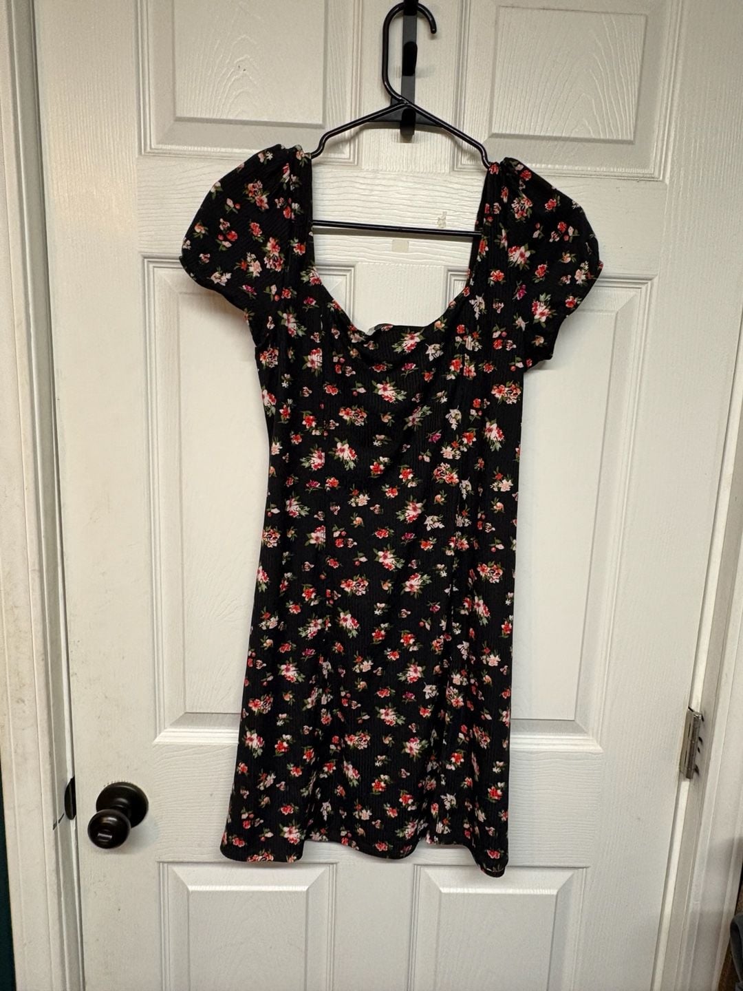 Love Tree Floral Mini Dress Size L Black Red 3