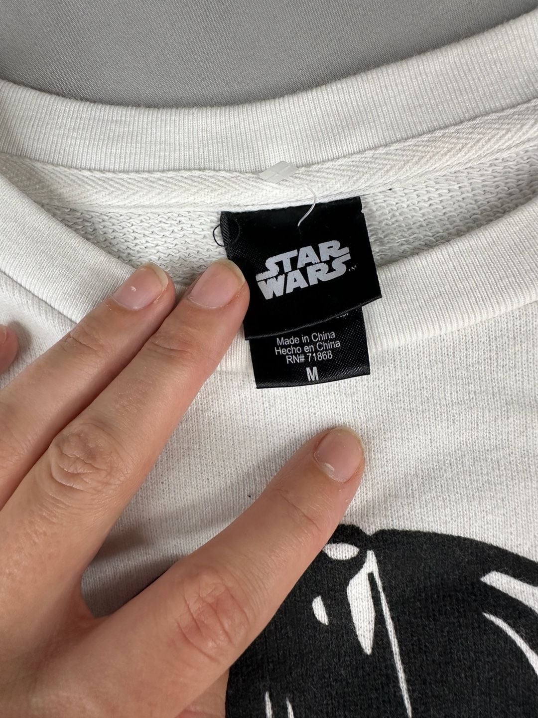 Star Wars Darth Vader Sweatshirt Size M White Graphic Pullover 2
