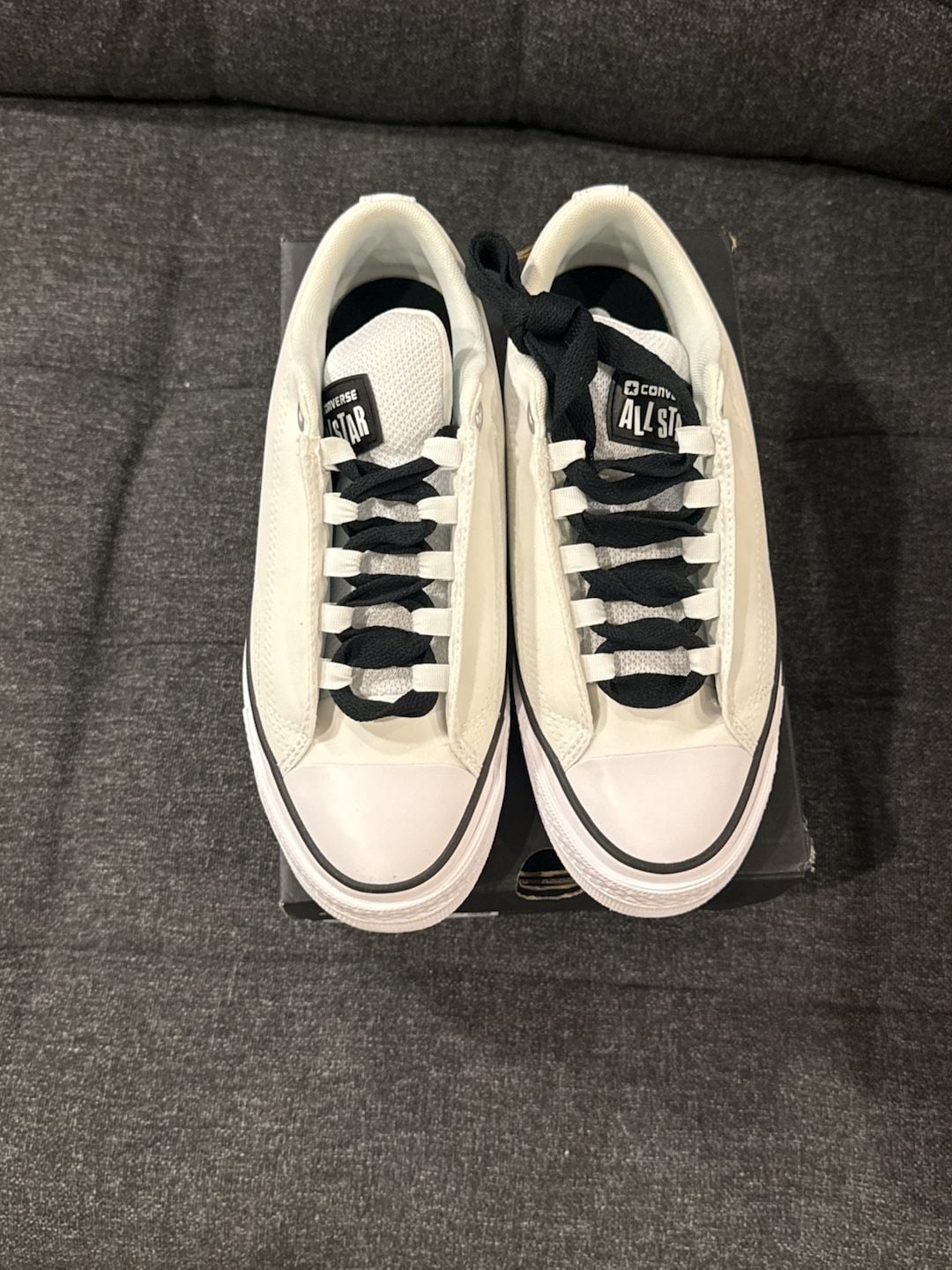 8M / 9.5W - Converse Chuck Taylor All Star Low Puff White Black A14722C 6