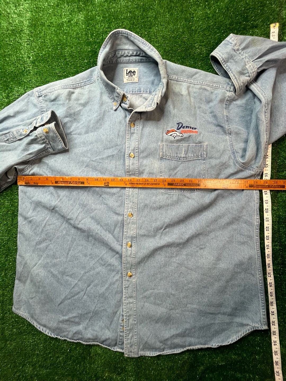 Lee Sport Denver Broncos Denim Button Down Shirt Size 2XL 12