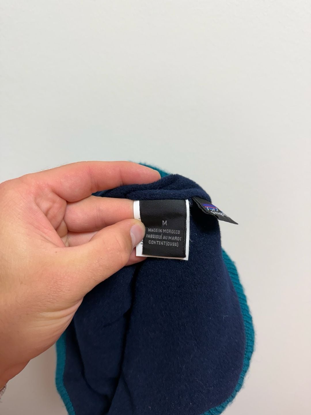 Patagonia Beanie Hat Size M Blue Teal Patterned Fleece Lined Wool 7