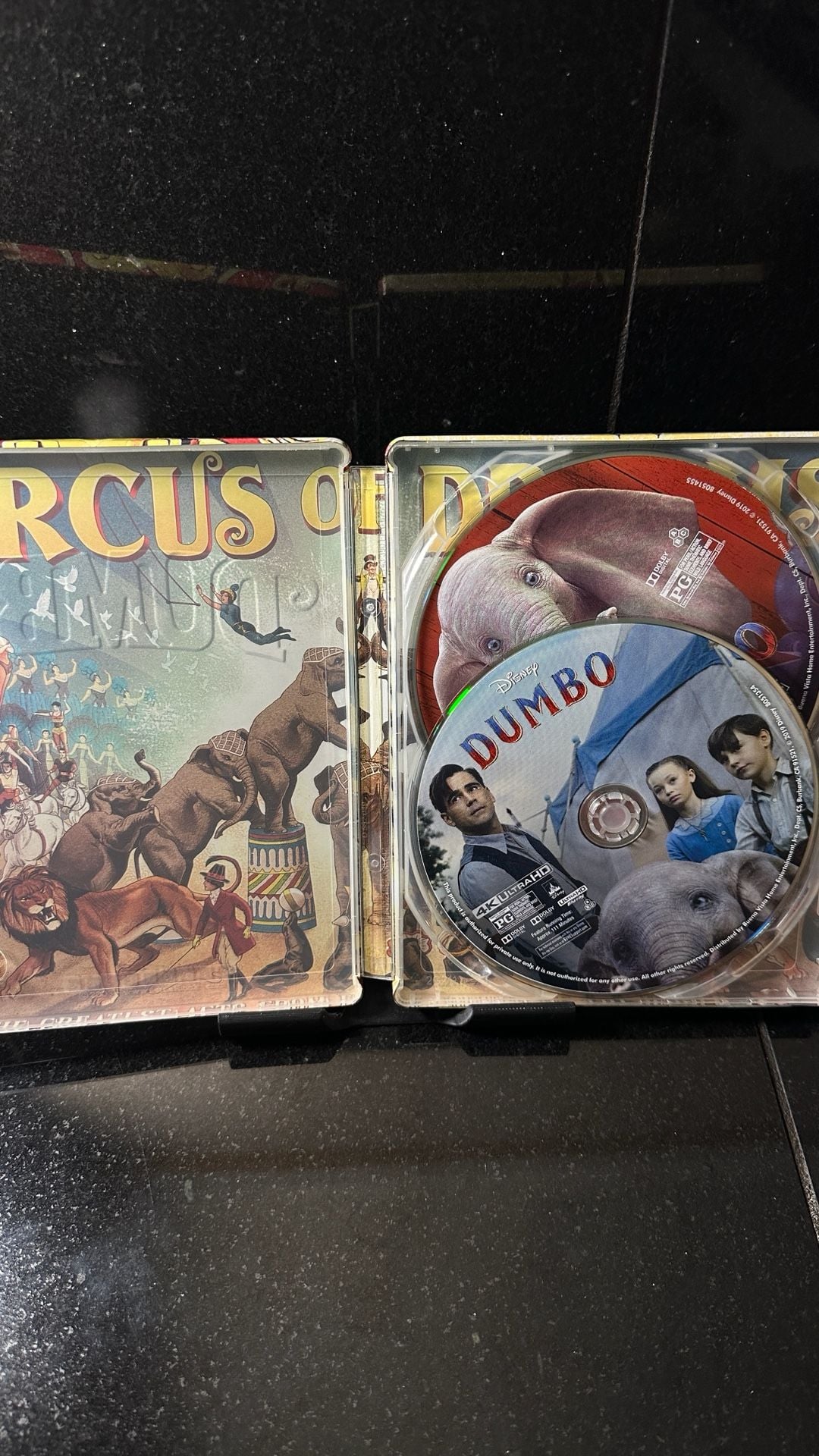 Disney Dumbo 2019 Steelbook 4K Ultra HD Blu-ray Movie 3