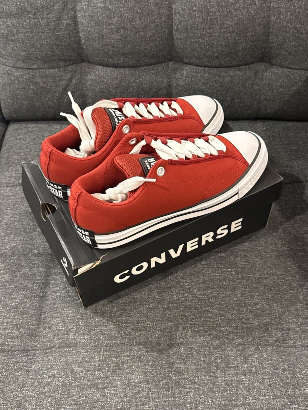 10.5M / 12W - Converse Chuck Taylor Puff Park Red Low Top Sneakers 5