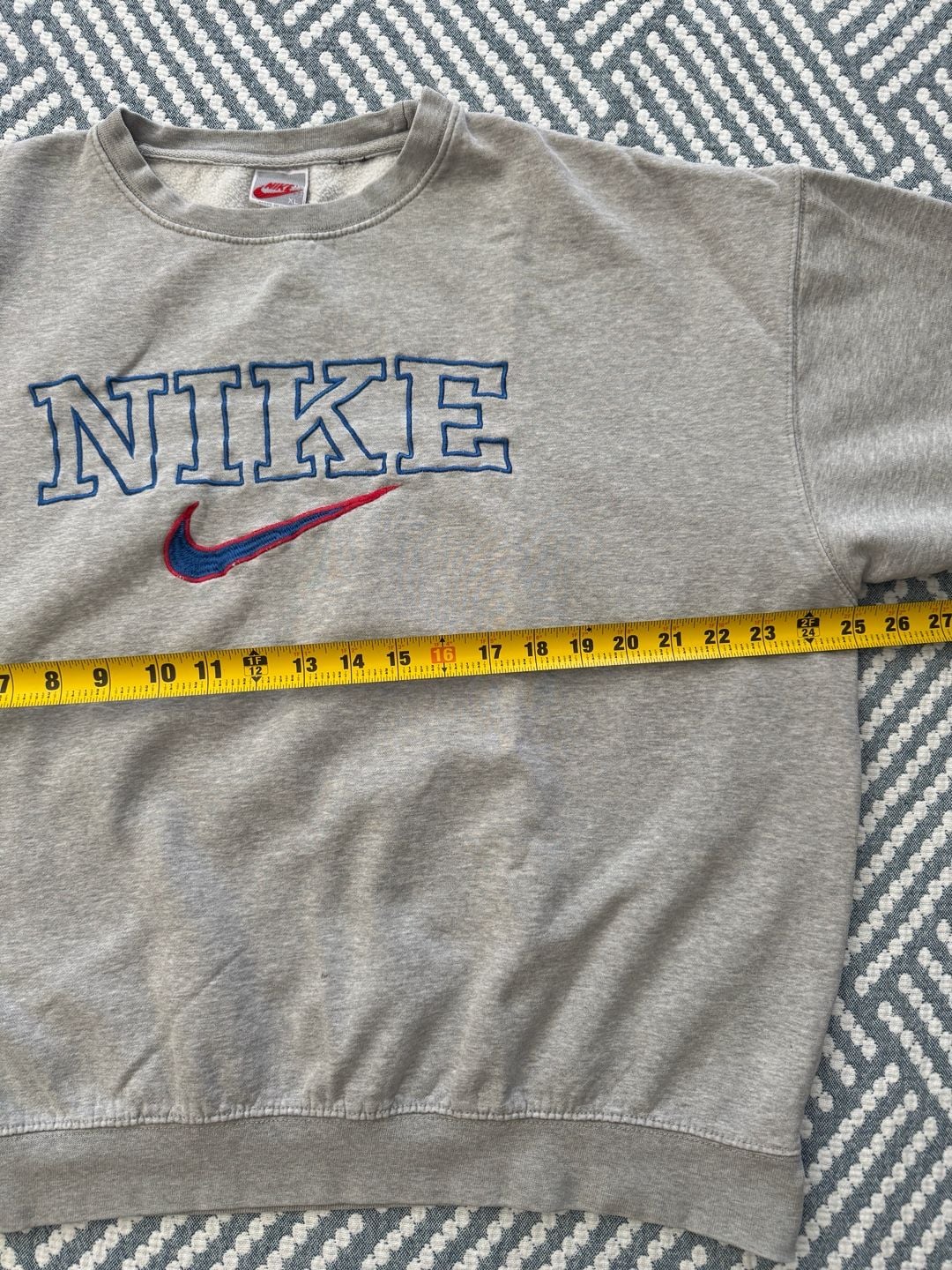 Nike Vintage Spell Out Crewneck Sweatshirt Size XL Gray Embroidered 7
