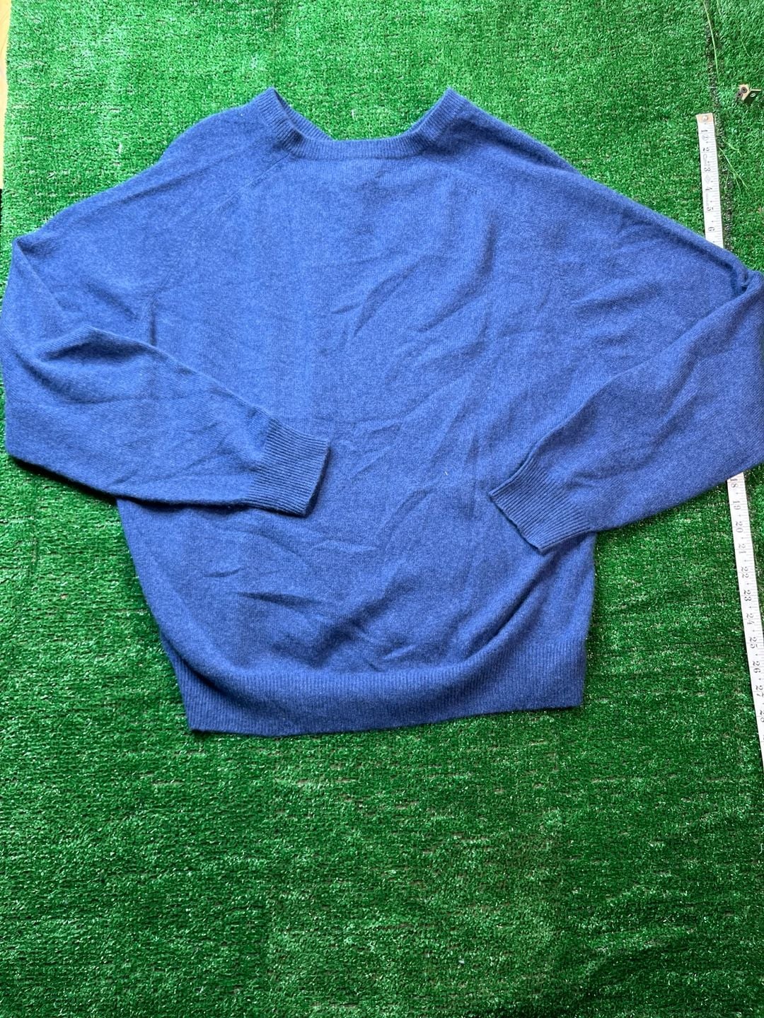 Woods & Gray V-Neck Cashmere Sweater Size XL Blue 100% Cashmere 10