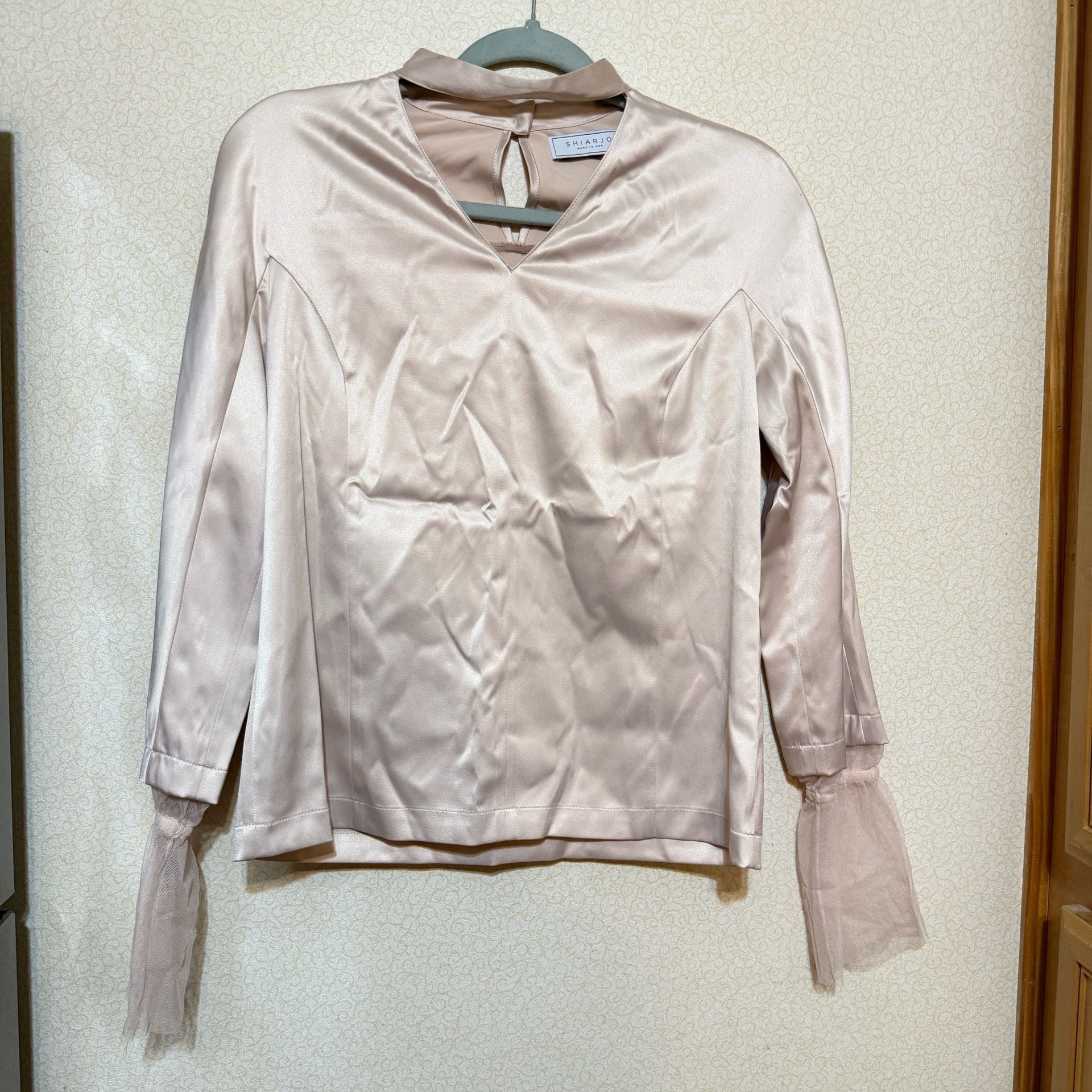 Shiarjo Satin Blouse Pink Long Sleeve Choker Neck Mesh Cuff 3