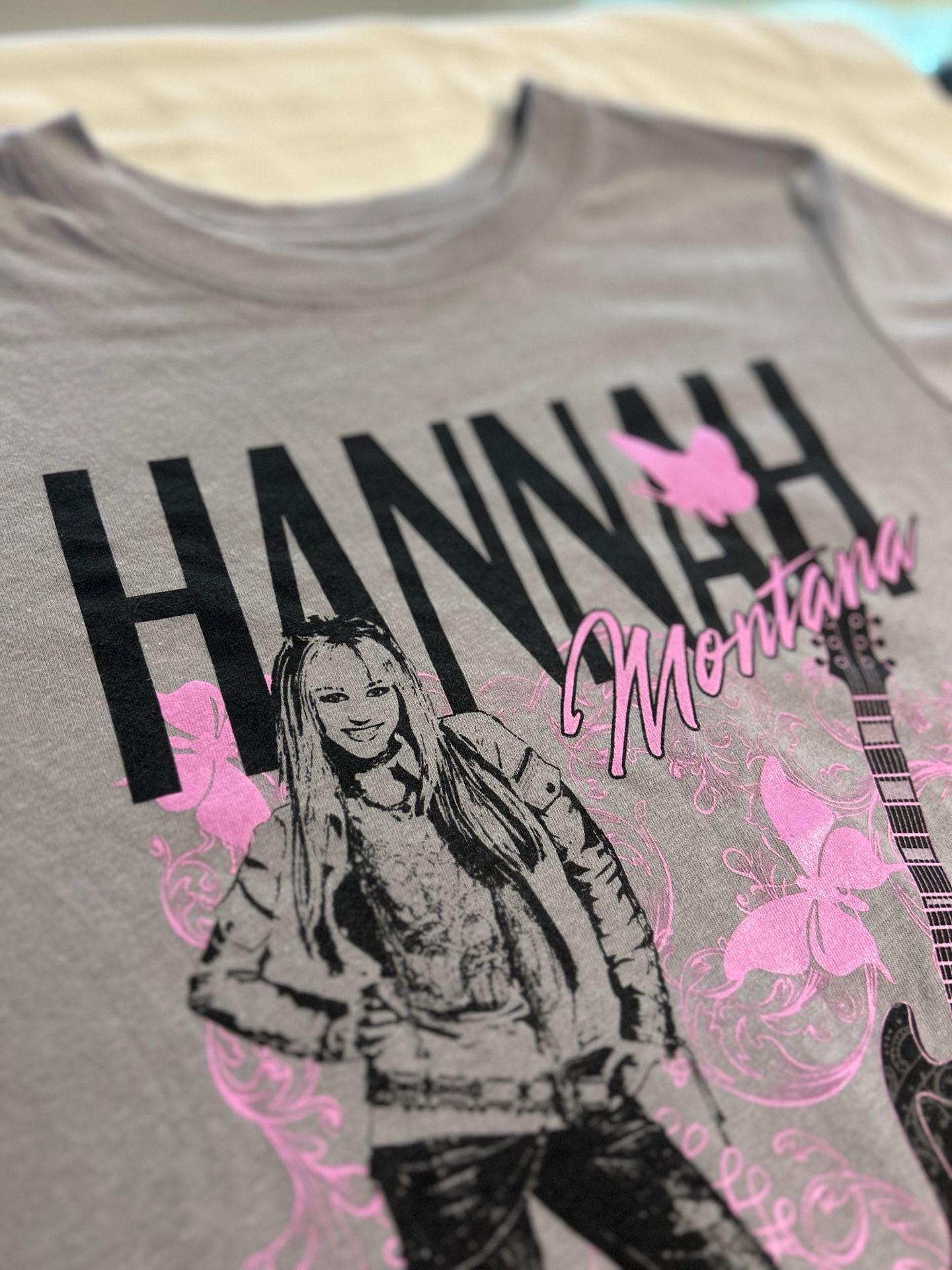 Vintage Hannah Montana 2006 U.S. Tour Graphic Tee Gray 3