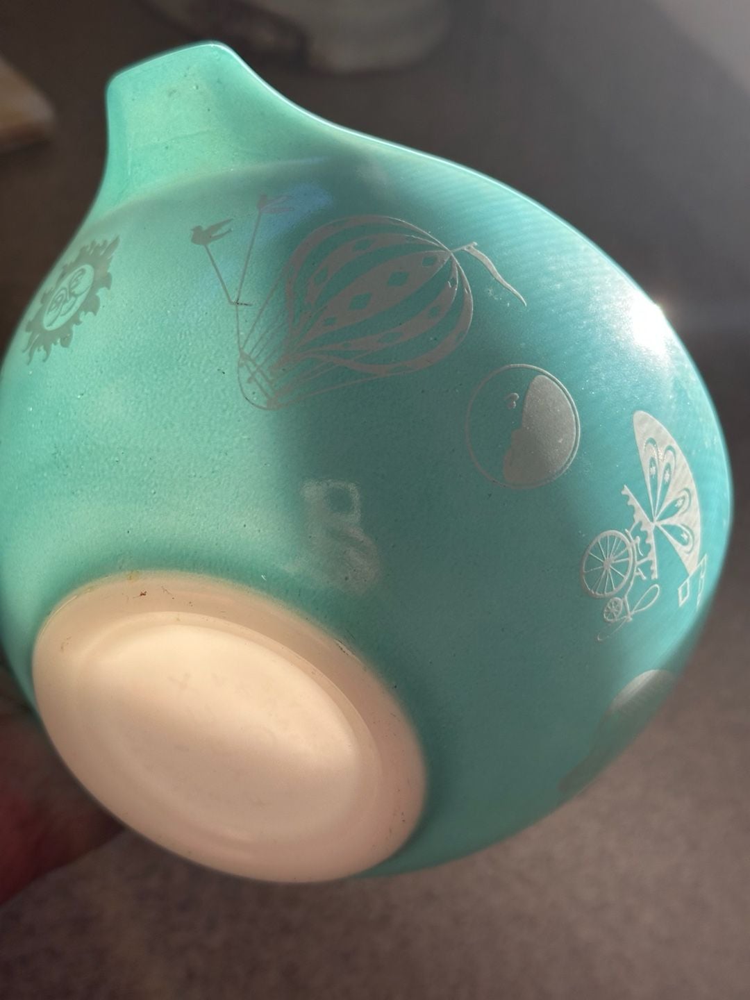 Pyrex Balloons Cinderella Bowl 1.5 Pint Turquoise 4