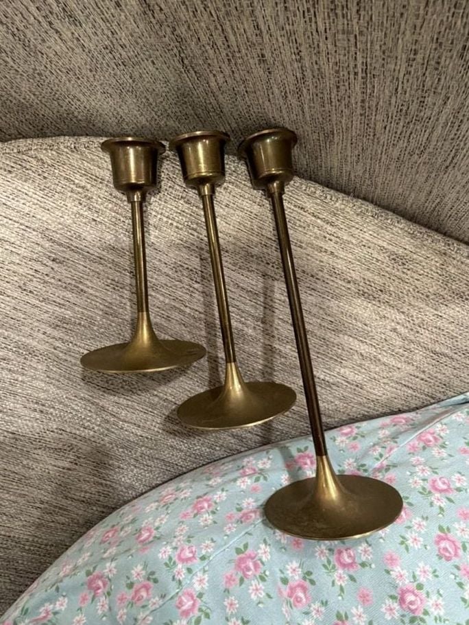 Vintage Brass Tulip Candlestick Holders Set of 3 Taiwan 1