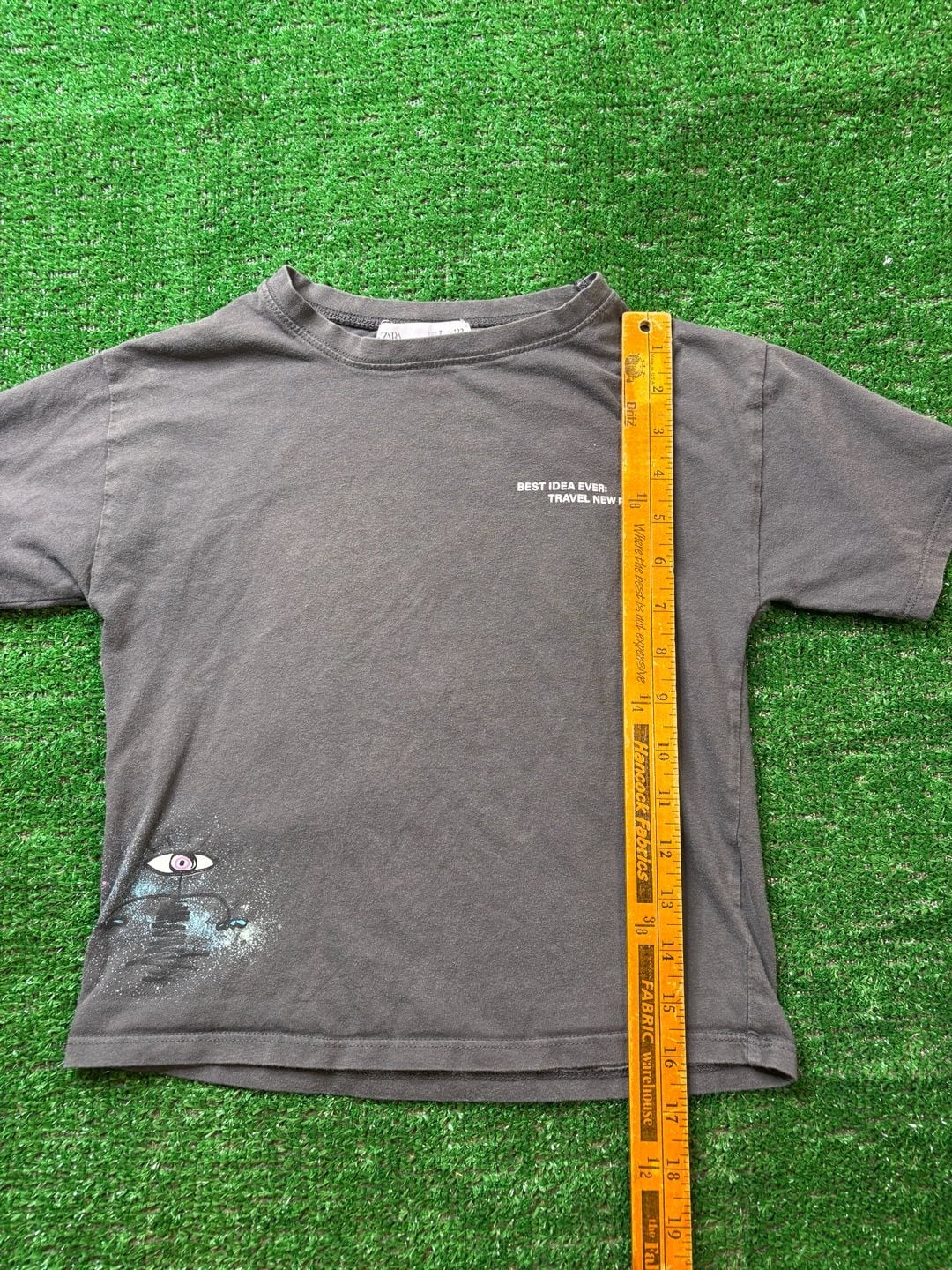 Zara Feel Explorer Graphic T-Shirt Size 7 122 cm Dark Gray 10