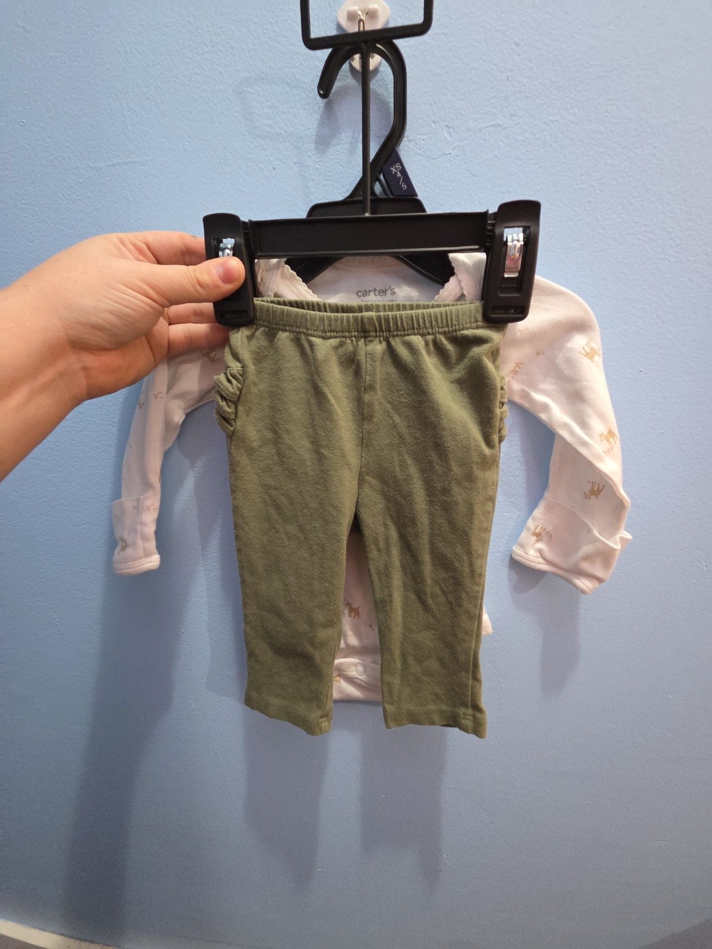 Carter's Bodysuit And Pant Set Size 3M 5