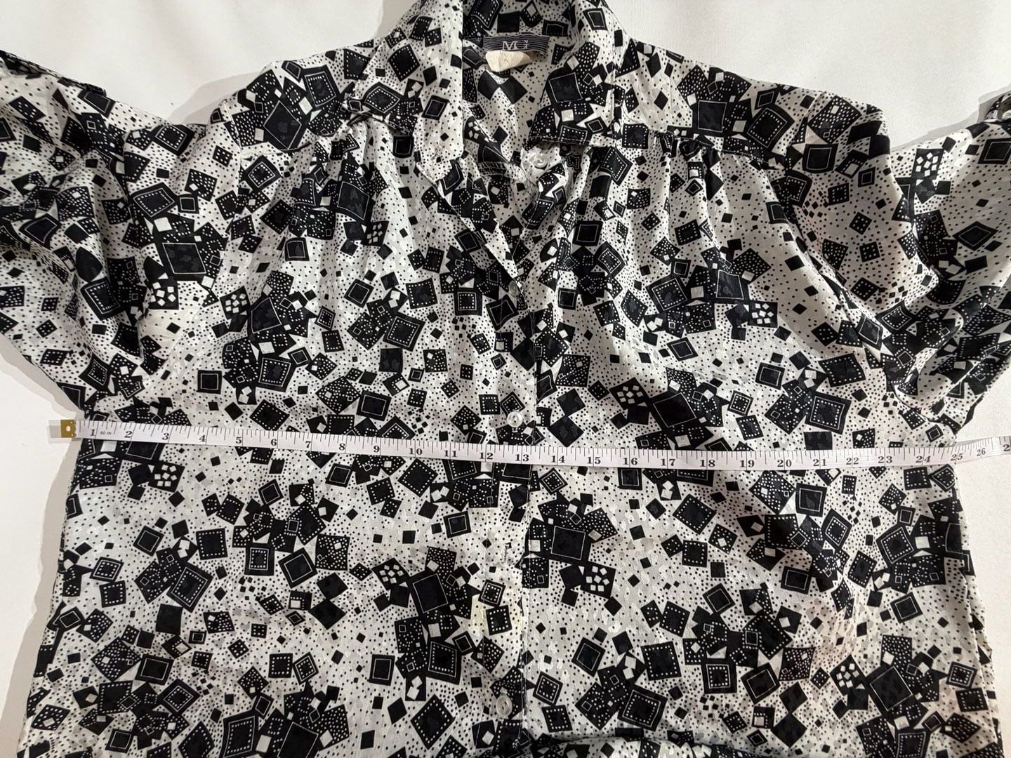 Vintage MG Black White Geometric Pattern Short Sleeve Blouse 6
