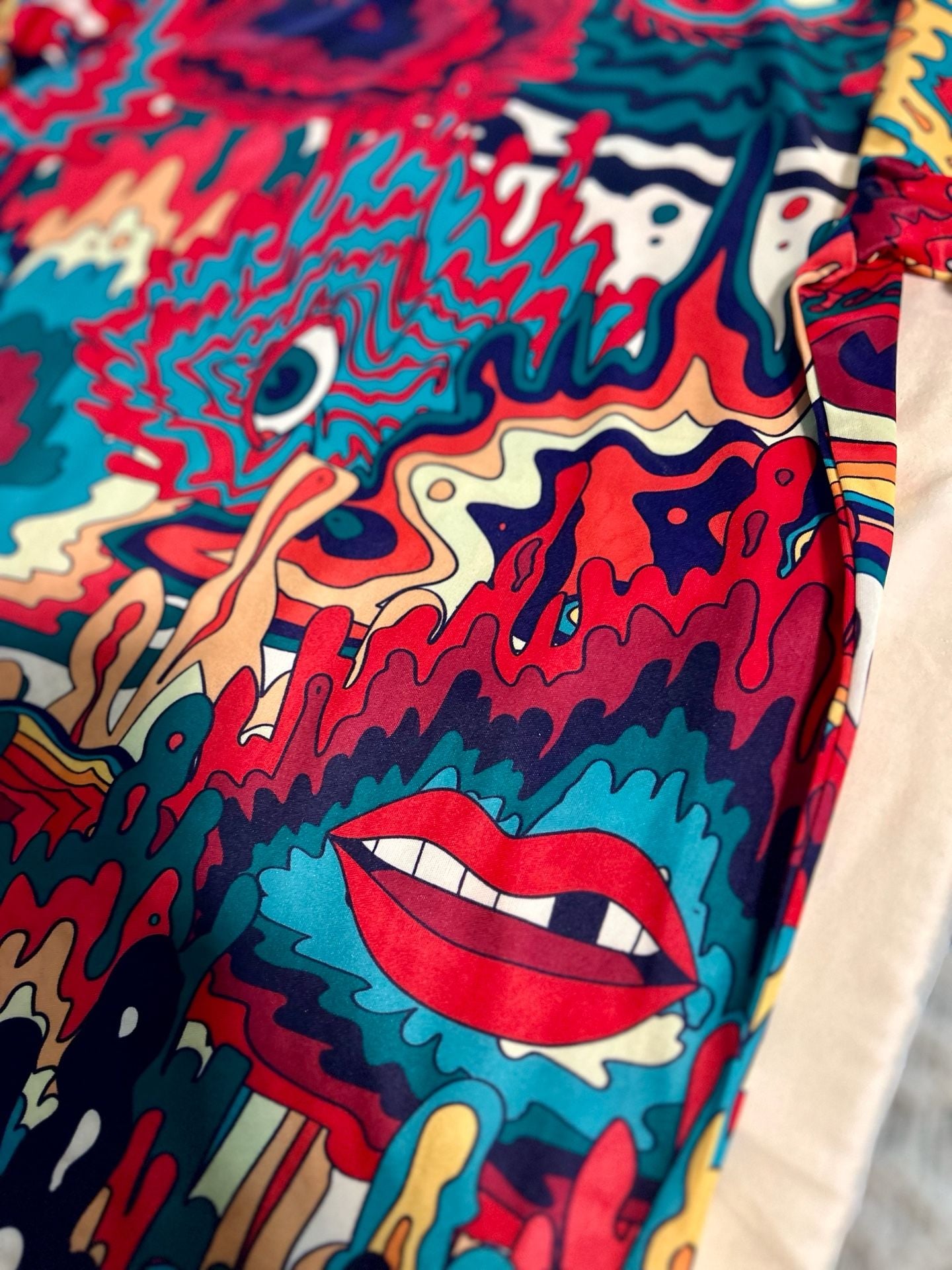 Fresh Prints of Bel-Air Psychedelic Trippy All Over Print T-Shirt Mens Medium M 5