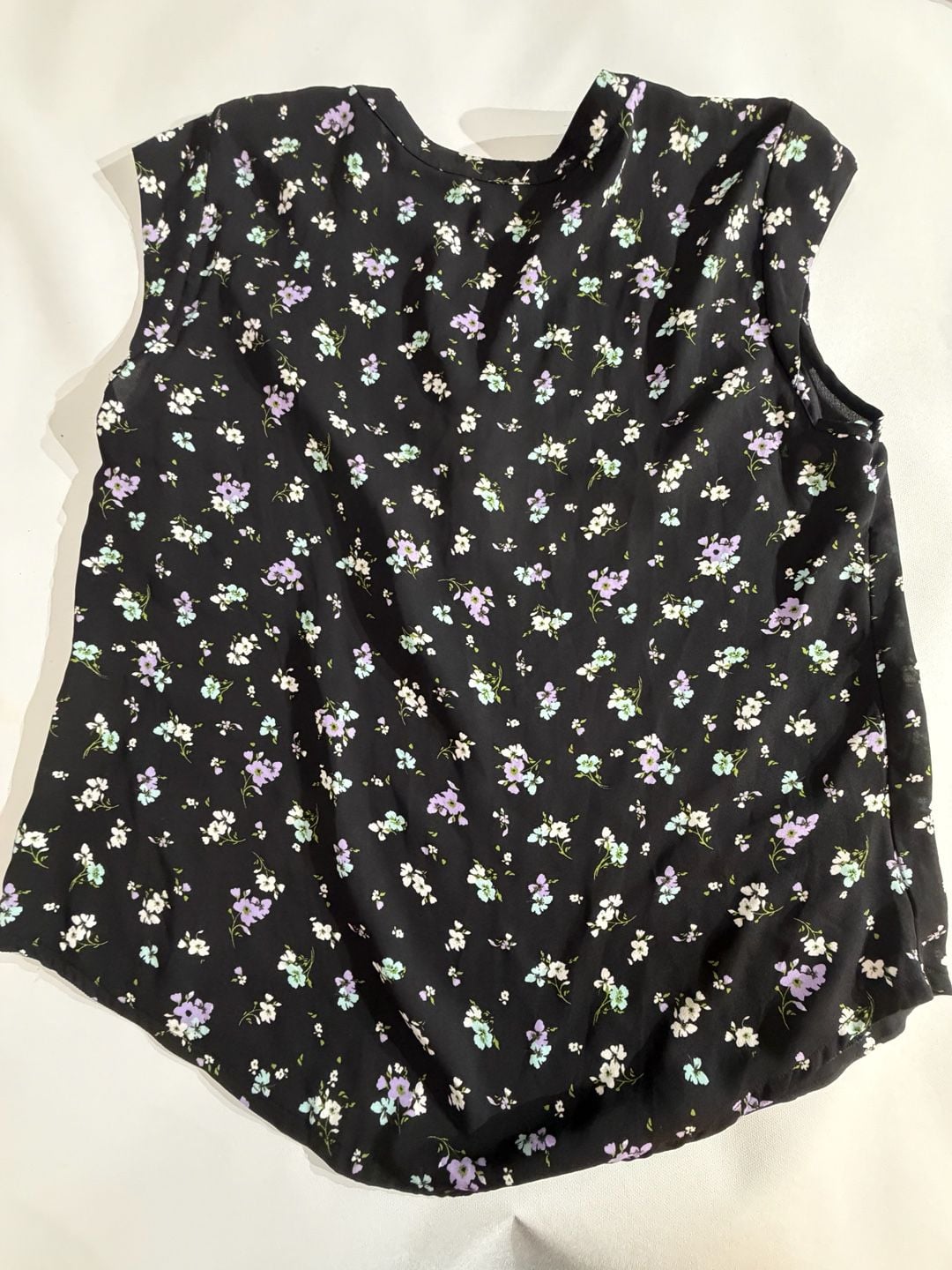 Candie's Black Floral Sleeveless Button Front Top Size XXL 7