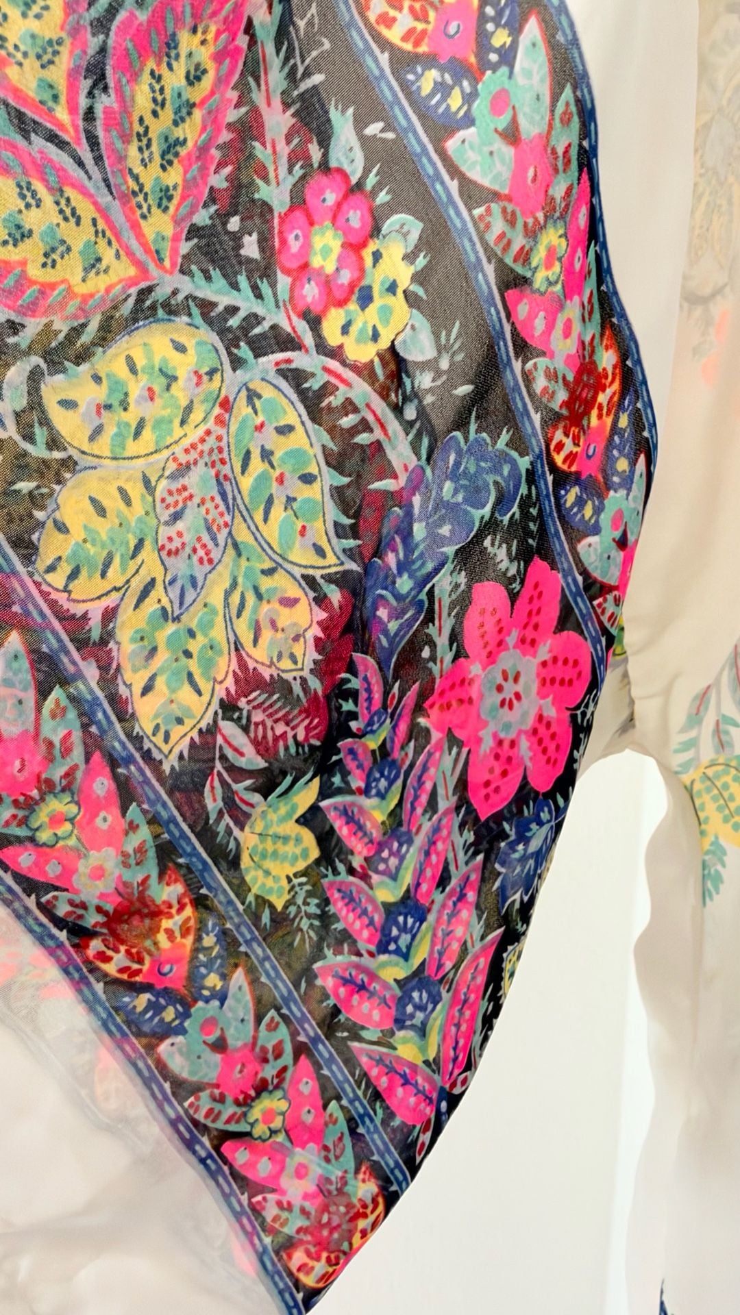 Charlotte Russe Floral Kimono Cardigan Size S White Boho Cover Up 7