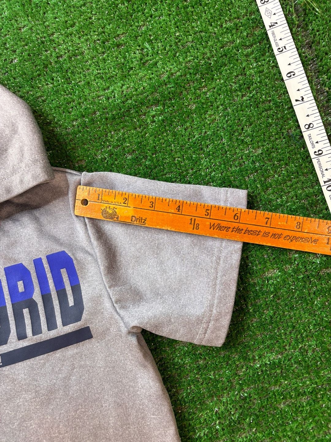 Real Madrid Short Sleeve Hoodie Youth Soccer Jersey Grey 10