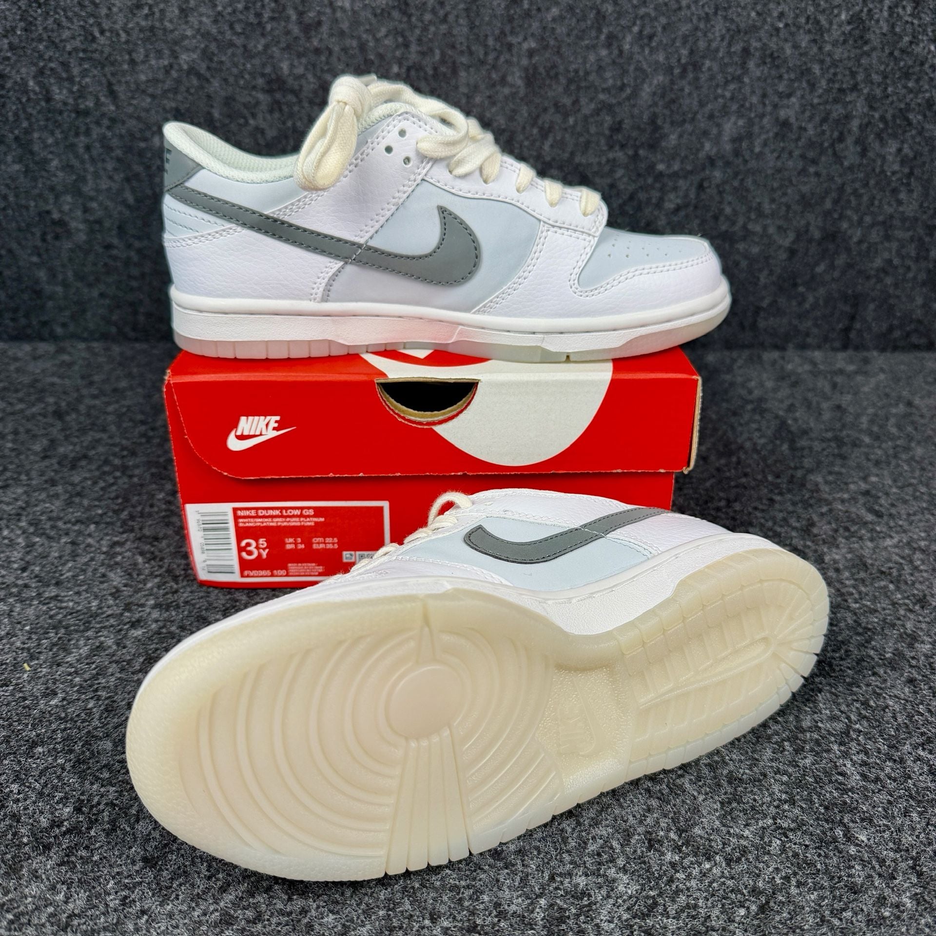 Nike Dunk Low GS Size 3.5Y White Smoke Grey Pure Platinum Sneakers 4