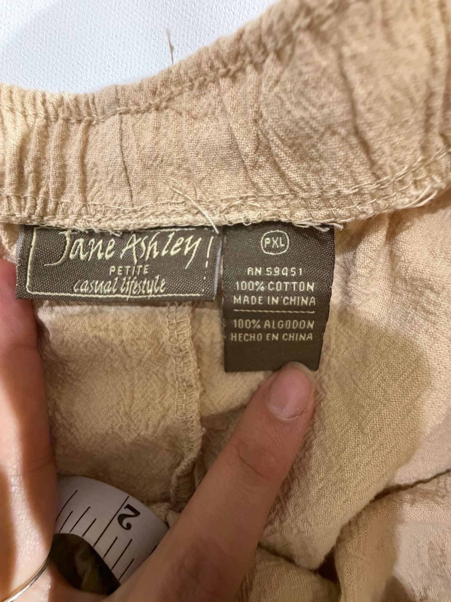 Jane Ashley Beige Embroidered Cotton Capri Pants Womens PXL 6