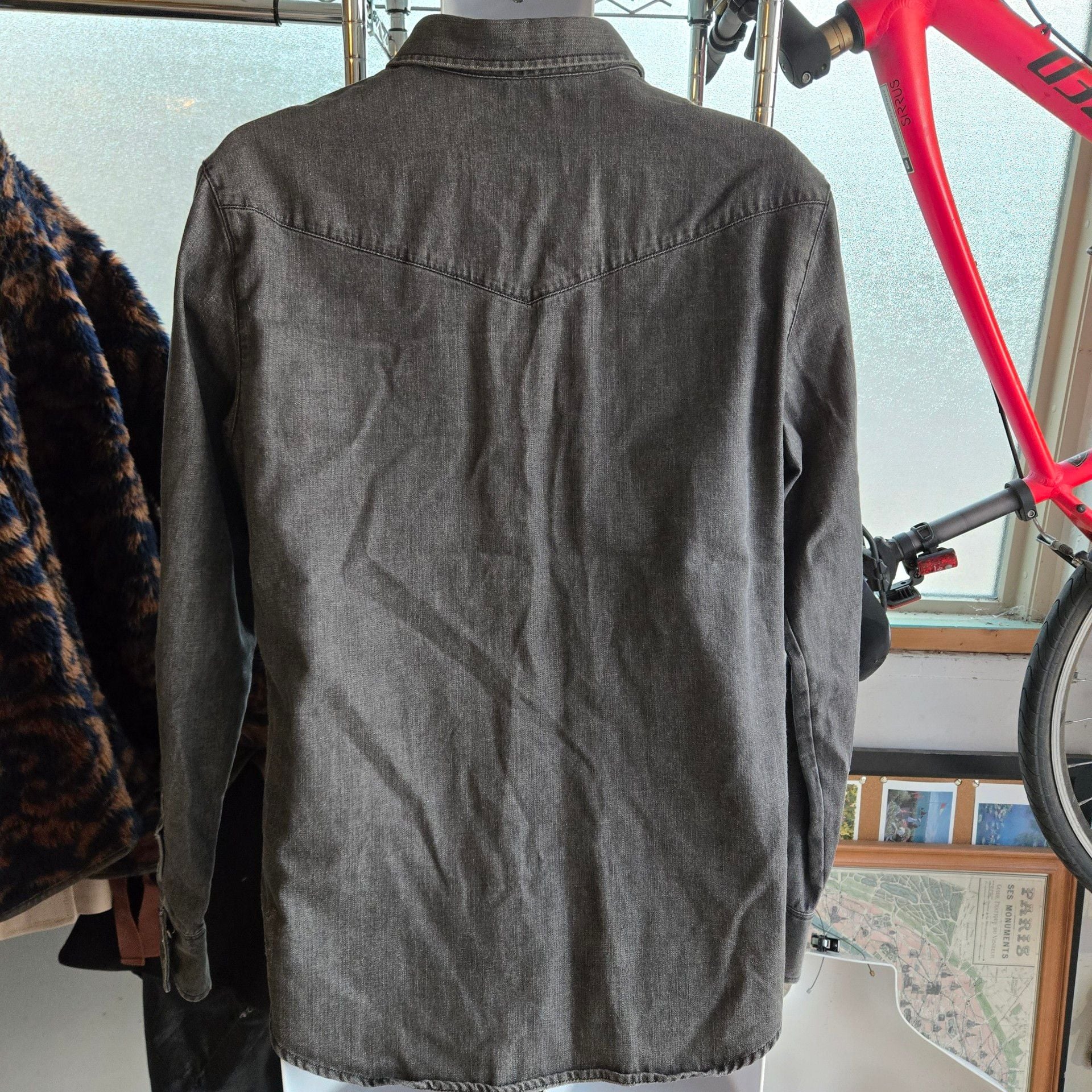Salt Valley Western Denim Shirt Size M Black Long Sleeve Pearl Snap 4