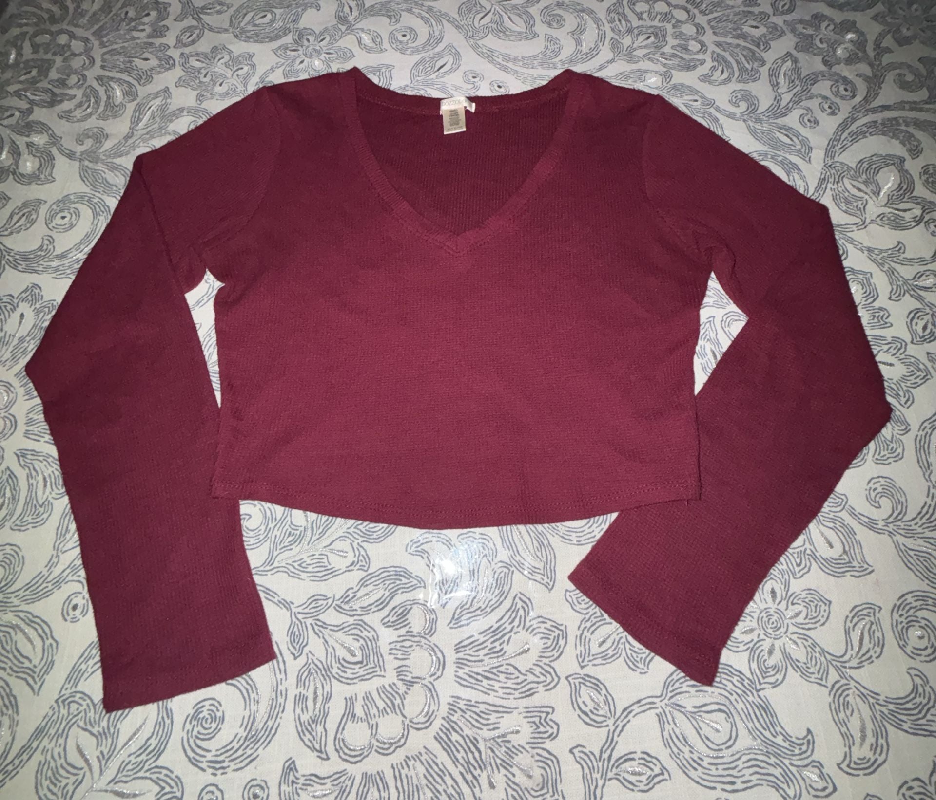 Bozzolo V-Neck Crop Top Size Small Maroon Ribbed Long Sleeve 3